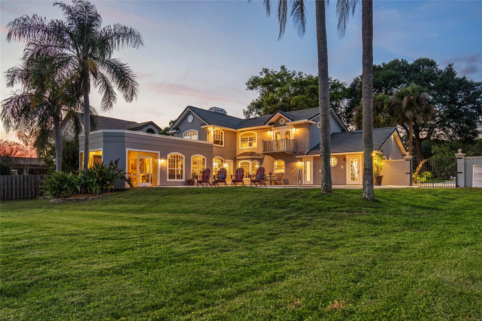 Single Family Residence in WINDERMERE, FL - Daniel Dourado