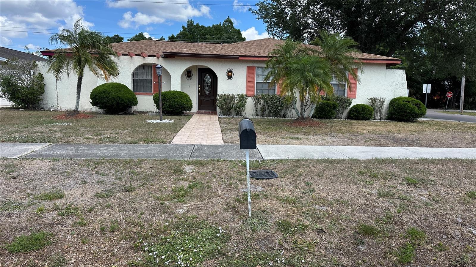 Single Family Residence in TAMPA, FL - Daniel Dourado