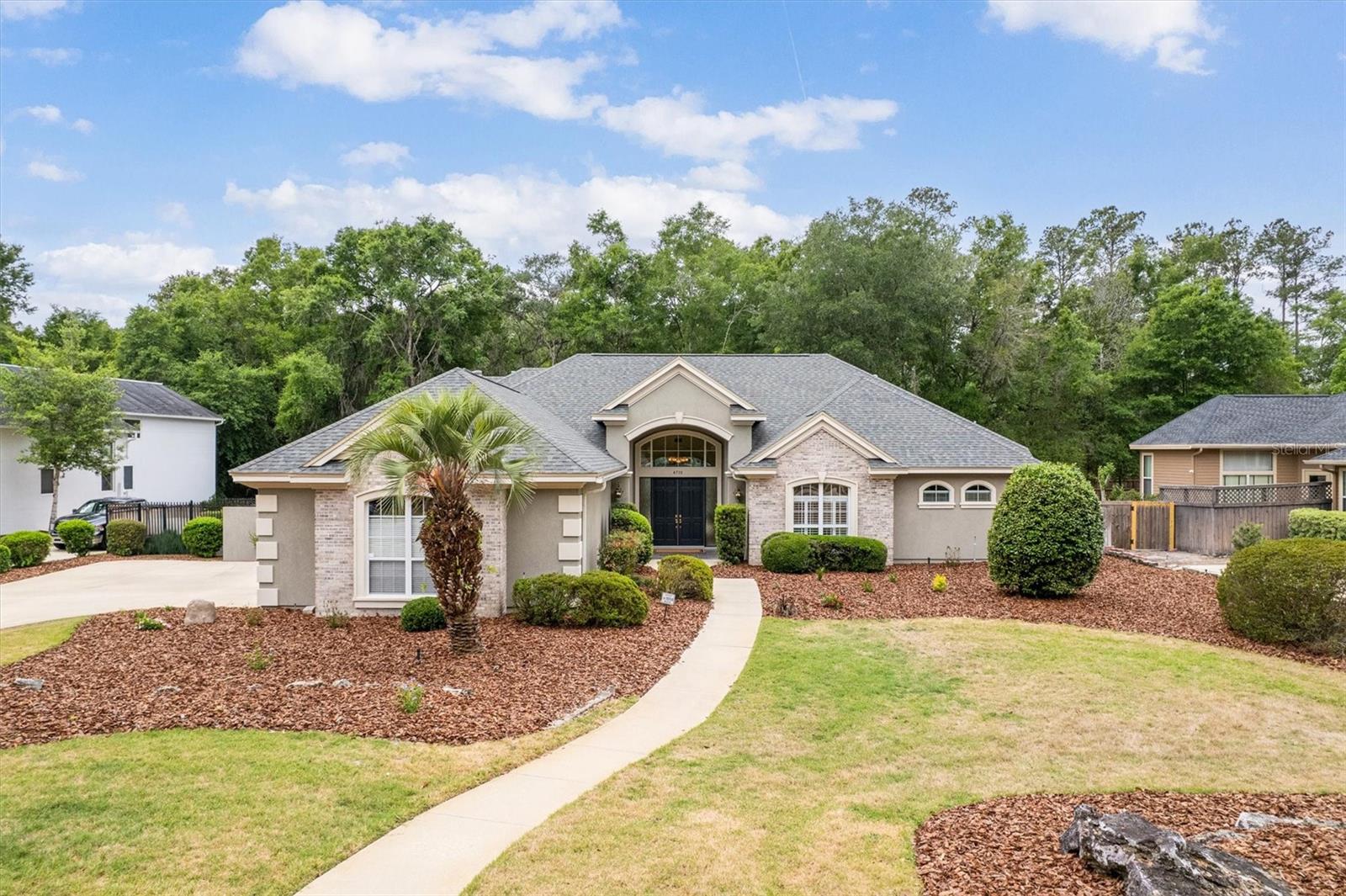Single Family Residence in GAINESVILLE, FL - Daniel Dourado