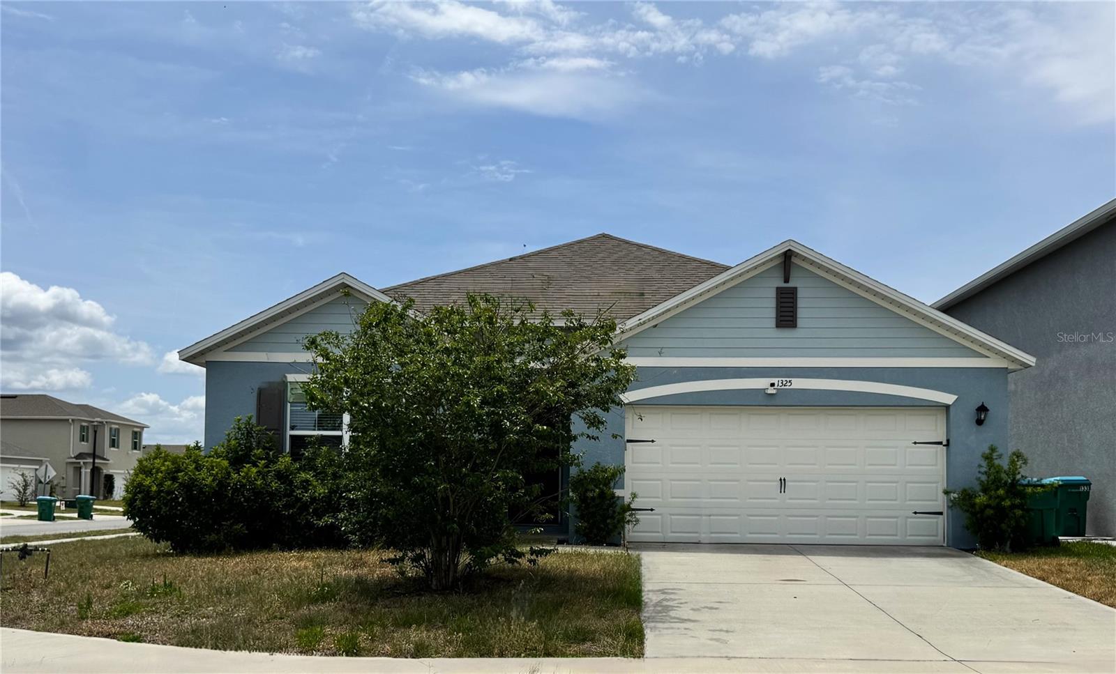 Single Family Residence in DELTONA, FL - Daniel Dourado
