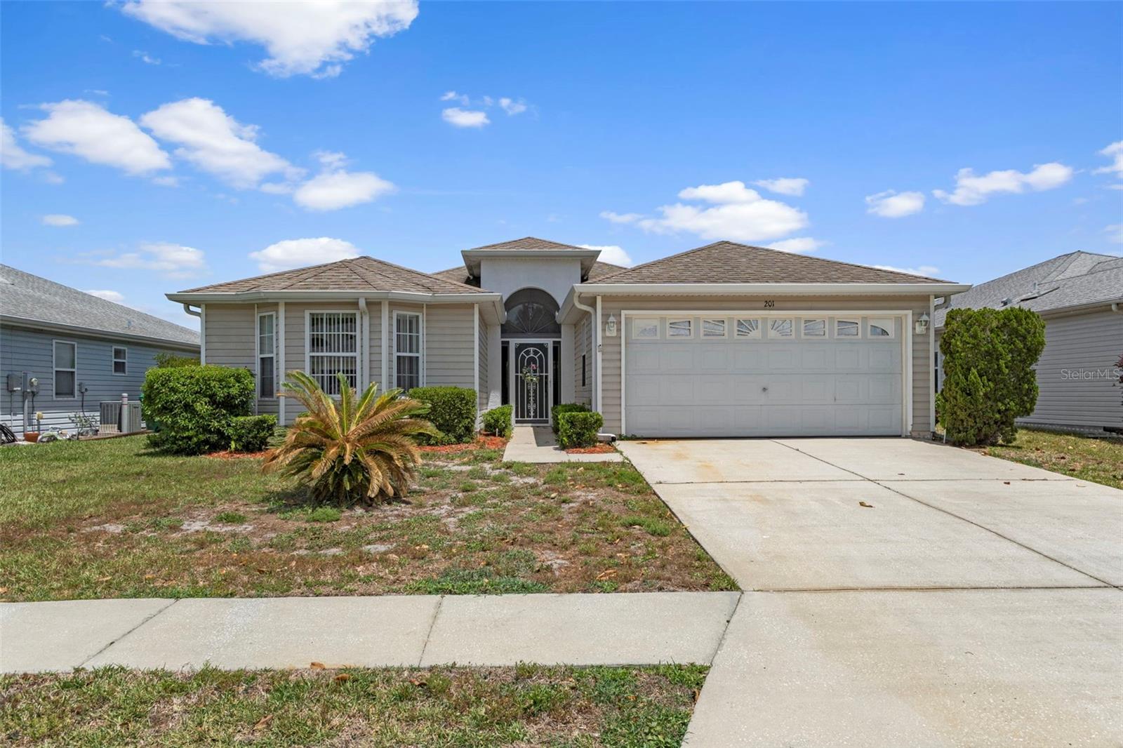 Single Family Residence in INVERNESS, FL - Daniel Dourado