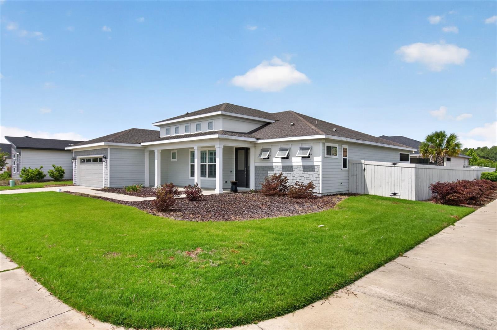 Single Family Residence em NEWBERRY, FL - Daniel Dourado