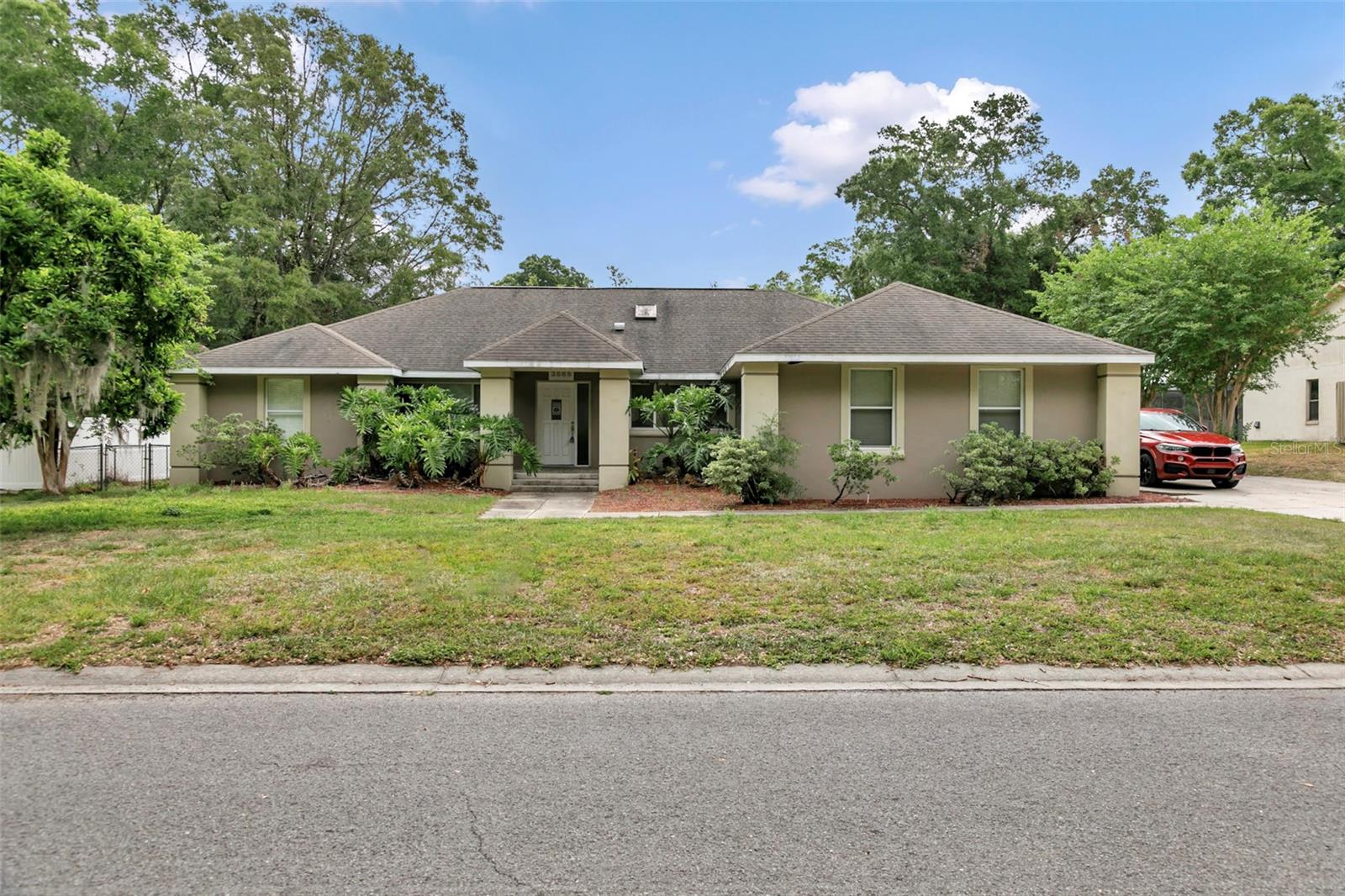 Single Family Residence in OCALA, FL - Daniel Dourado