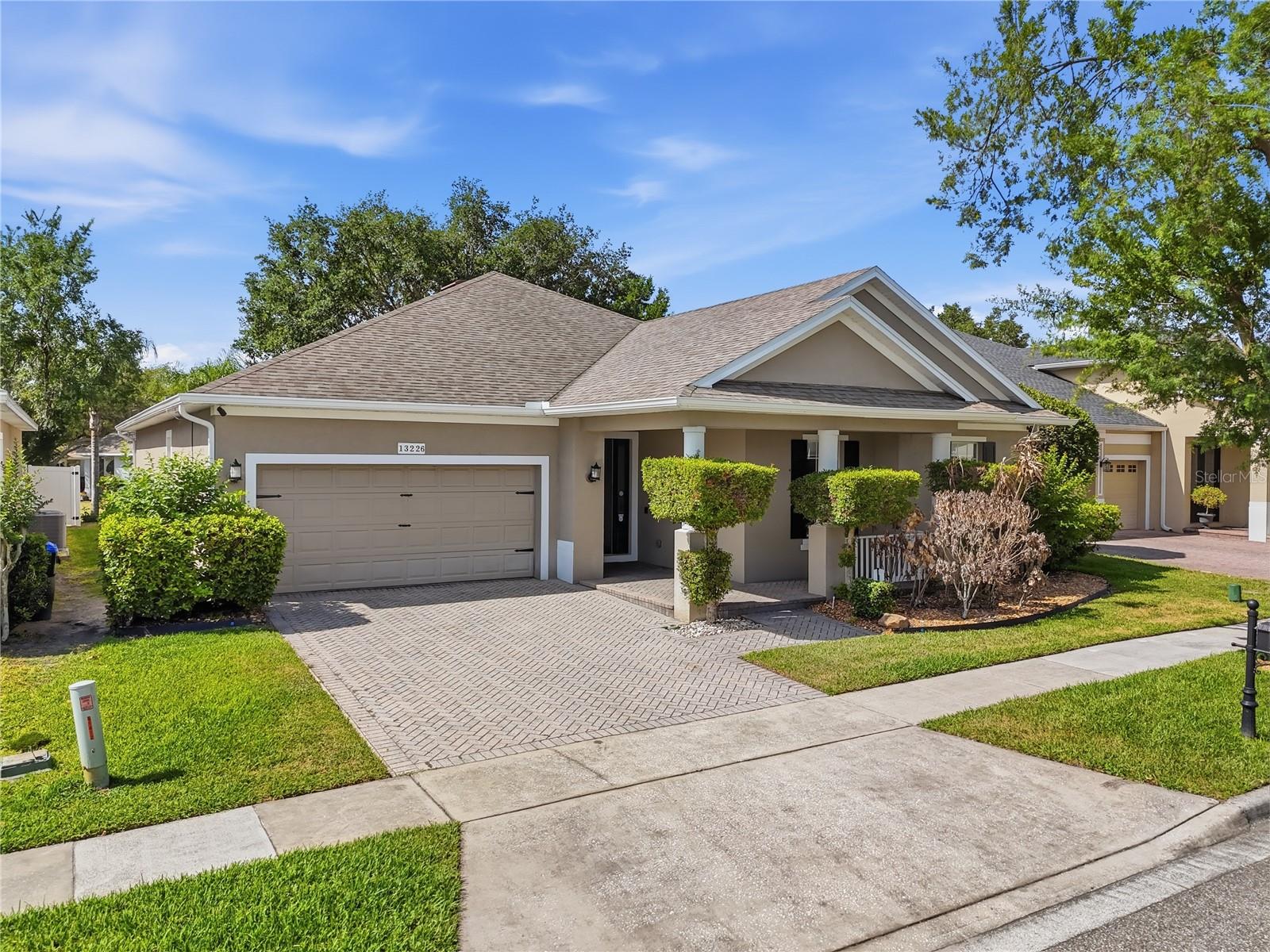 Single Family Residence in WINDERMERE, FL - Daniel Dourado