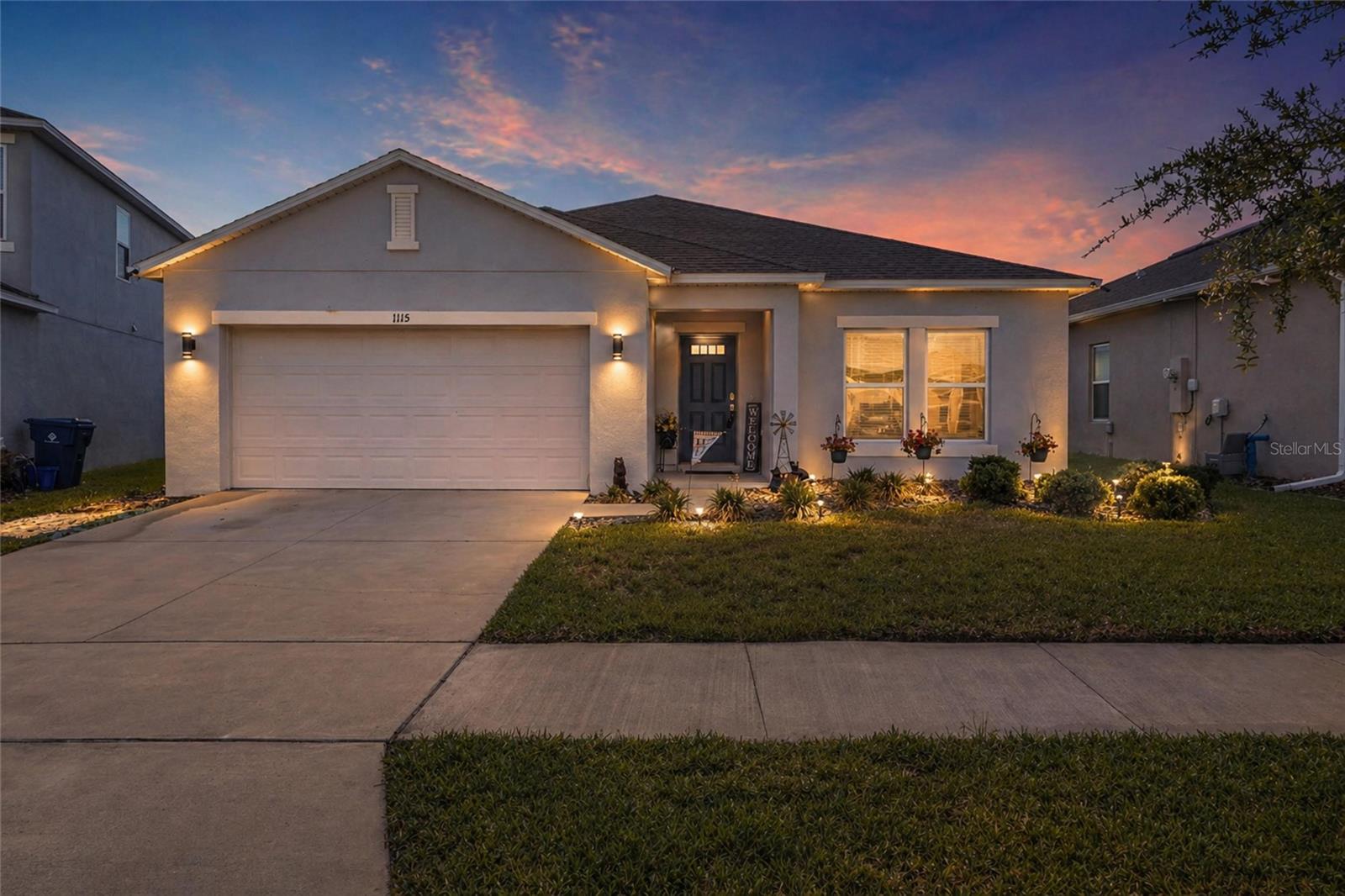 Single Family Residence in GROVELAND, FL - Daniel Dourado