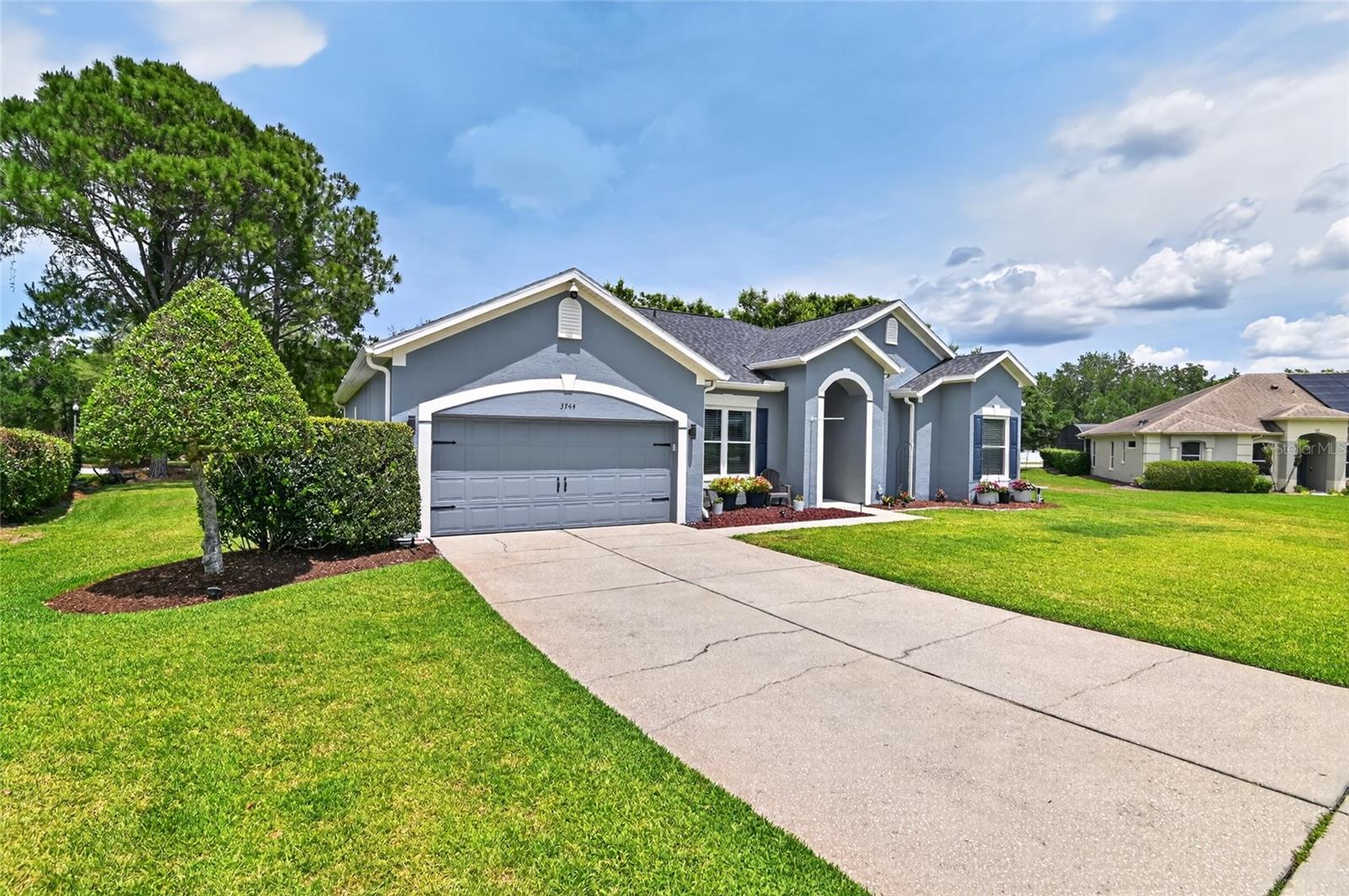 Single Family Residence in APOPKA, FL - Daniel Dourado