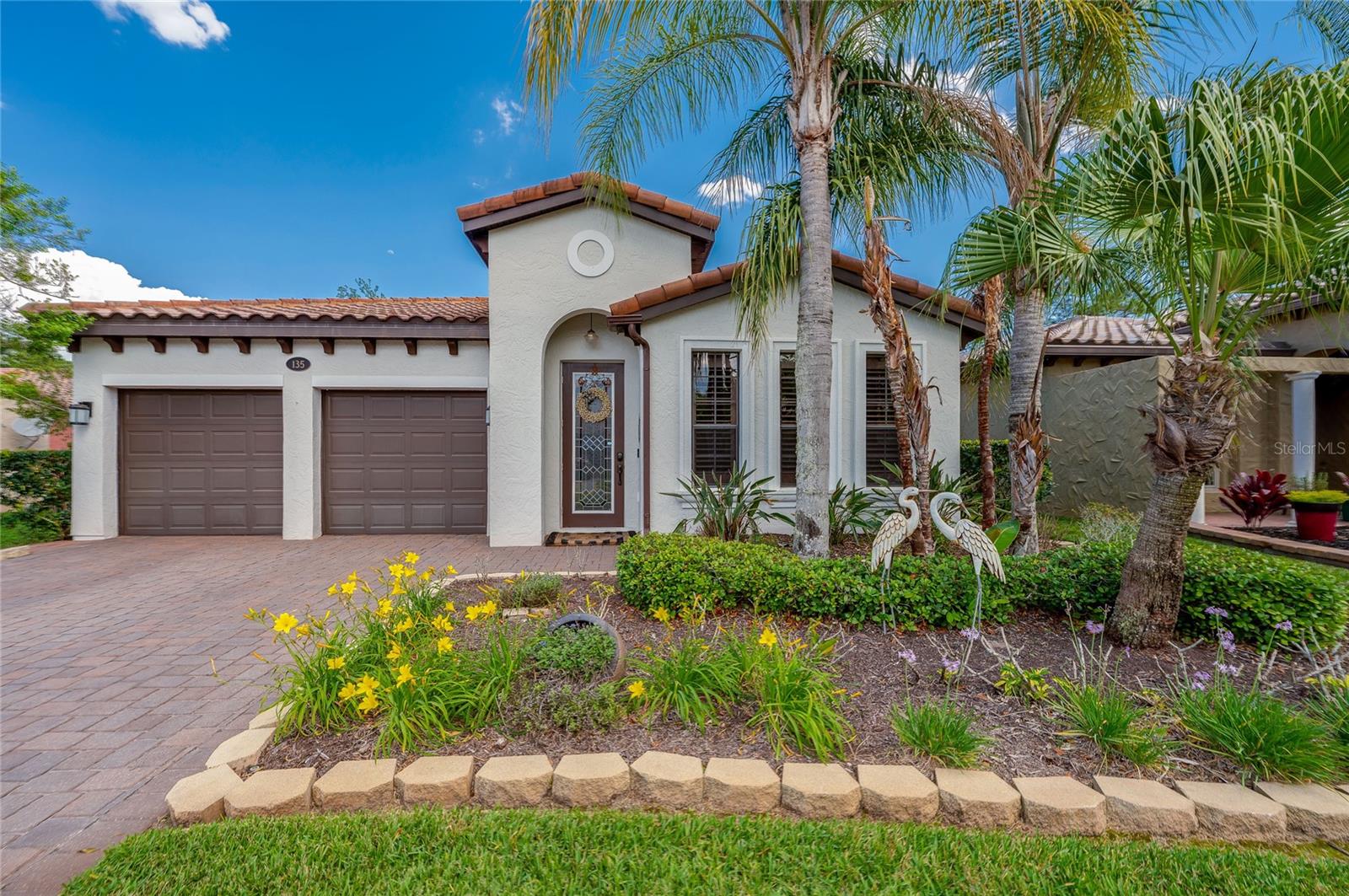 Single Family Residence in DEBARY, FL - Daniel Dourado