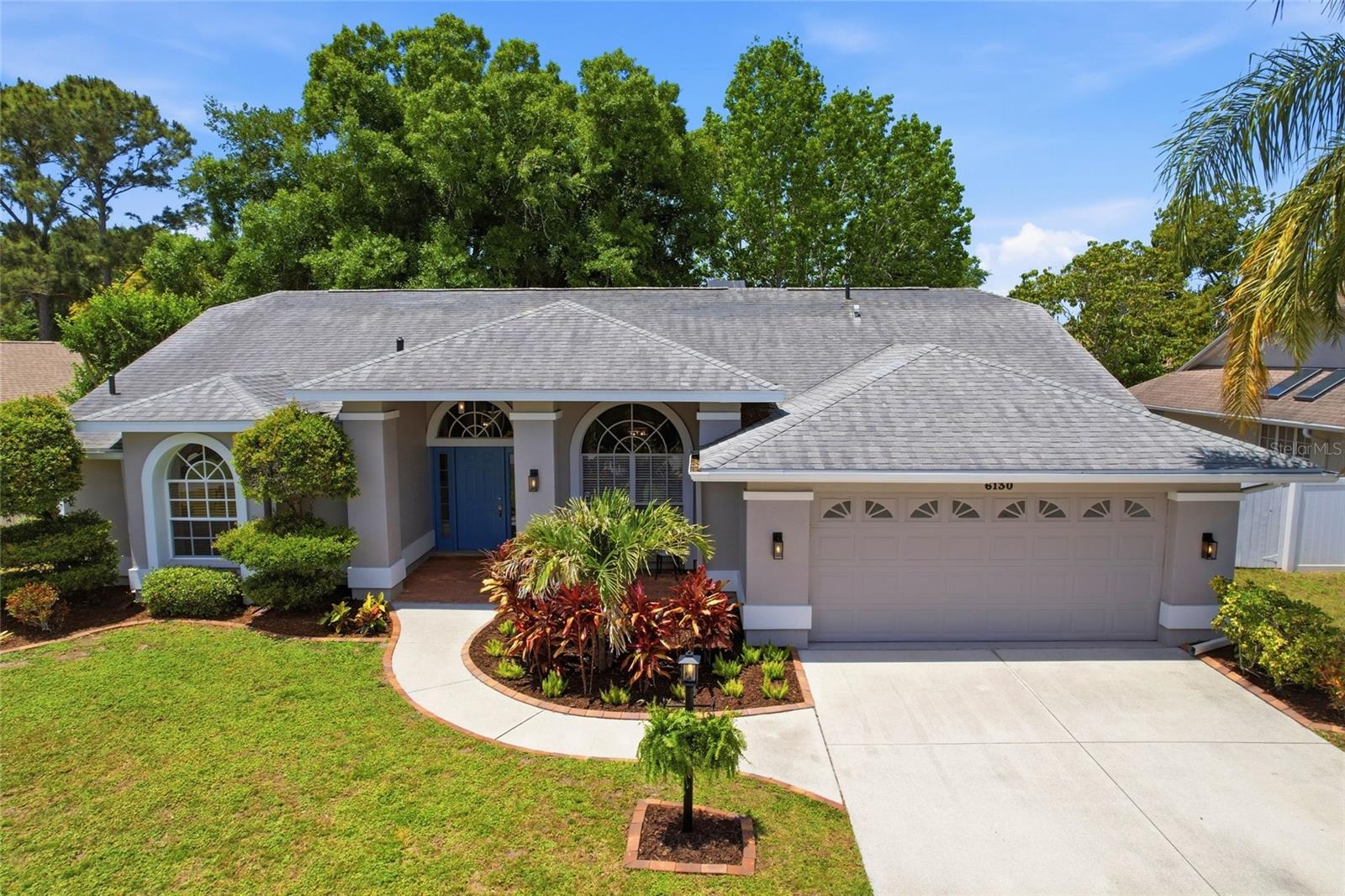Single Family Residence in BRADENTON, FL - Daniel Dourado