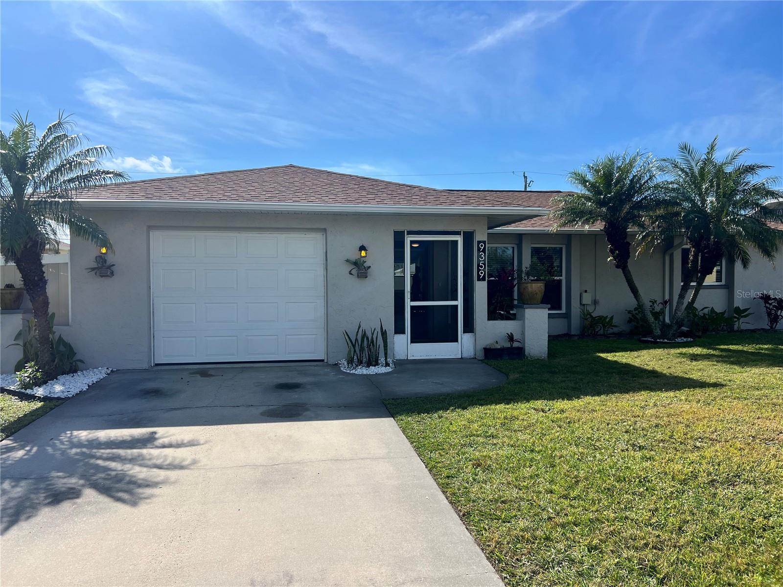 Single Family Residence em ENGLEWOOD, FL - Daniel Dourado