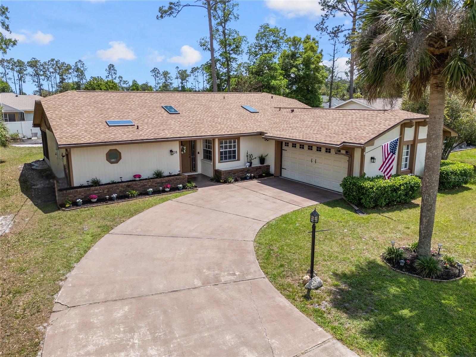 Single Family Residence in PALM COAST, FL - Daniel Dourado