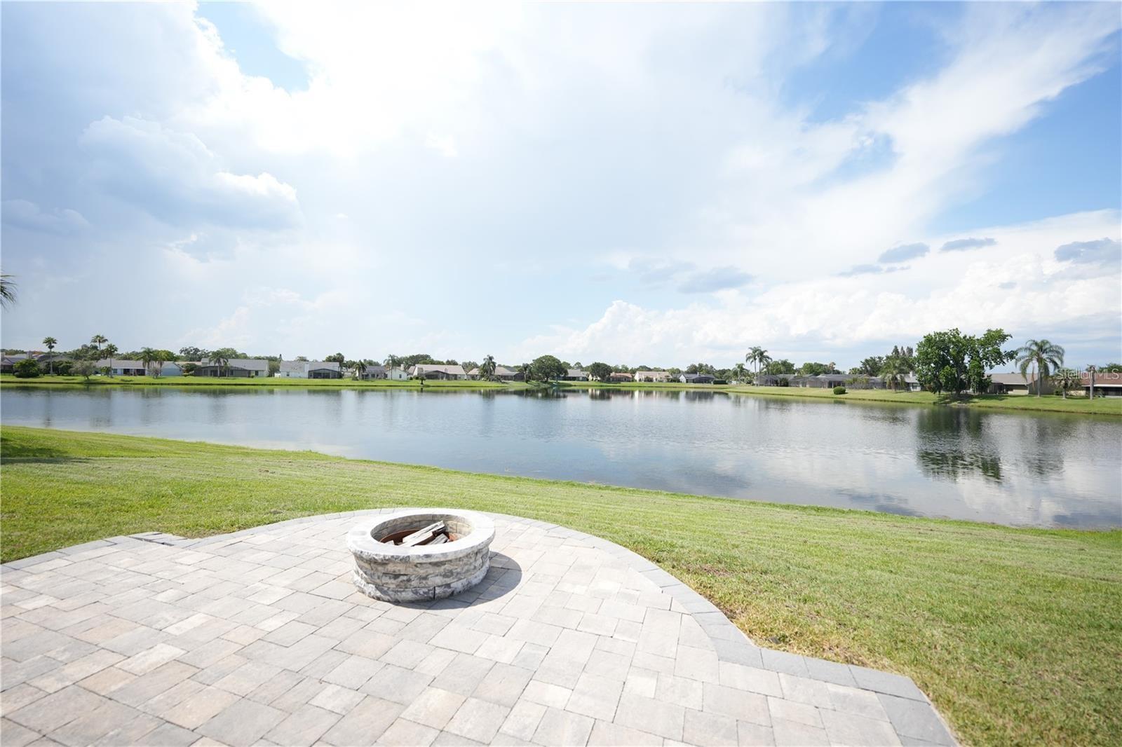 Single Family Residence in ORLANDO, FL - Daniel Dourado