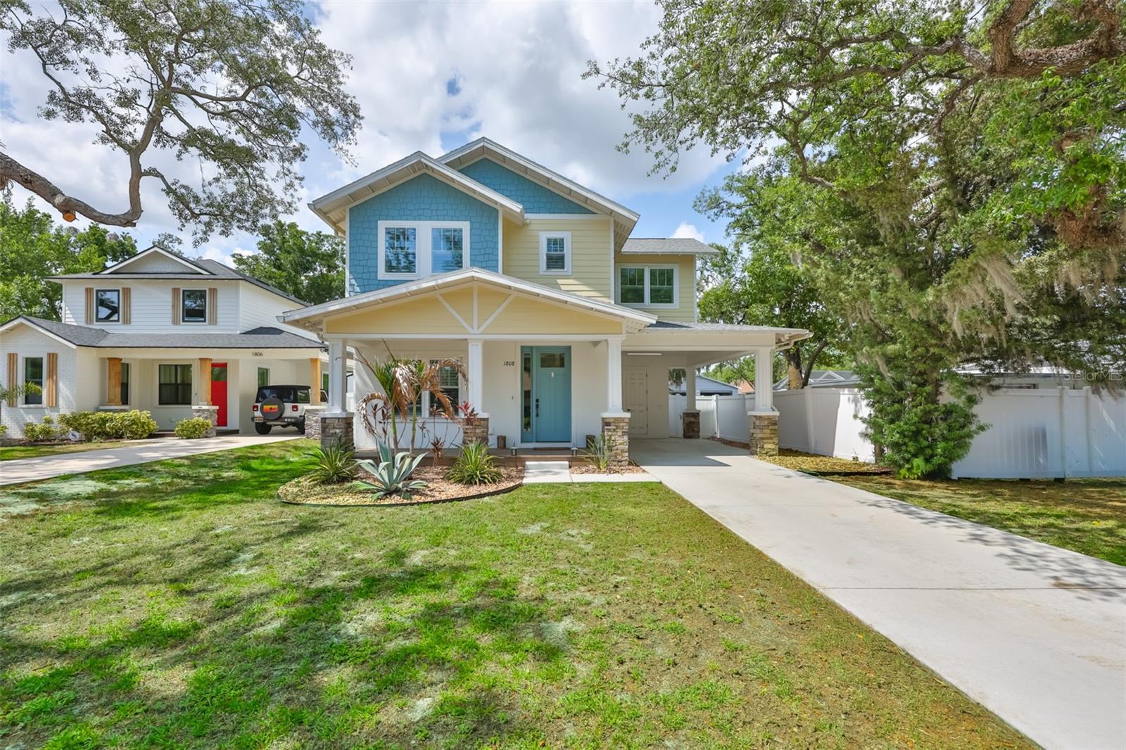 Single Family Residence in TAMPA, FL - Daniel Dourado