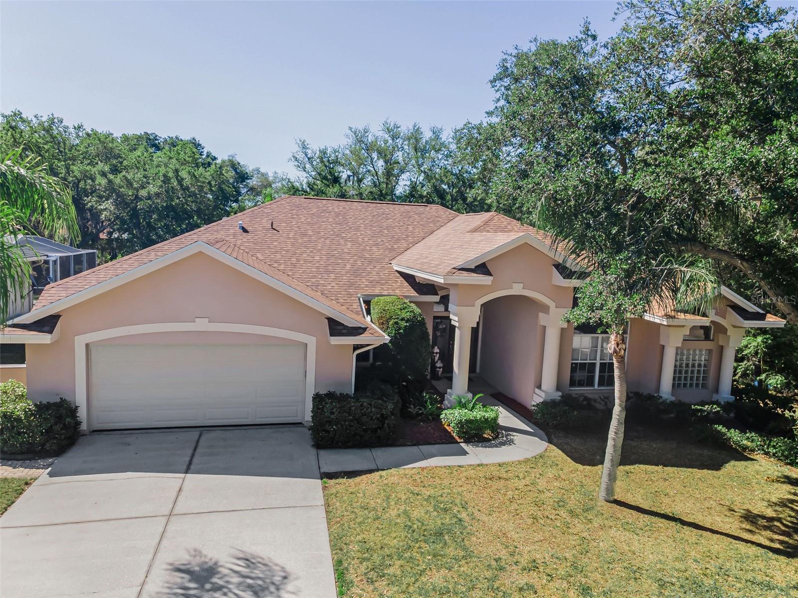 Single Family Residence in SAFETY HARBOR, FL - Daniel Dourado