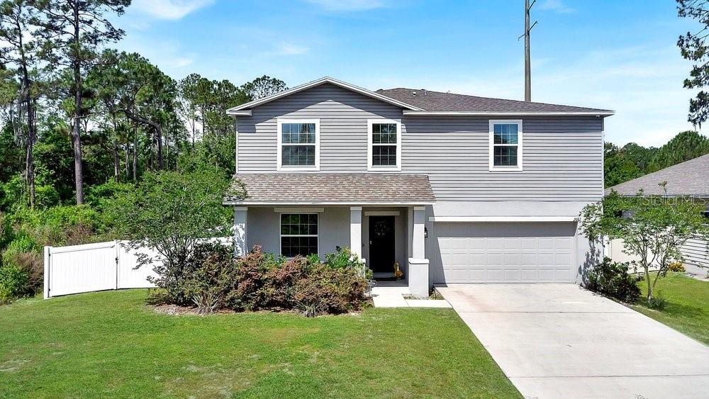 Single Family Residence in DELAND, FL - Daniel Dourado