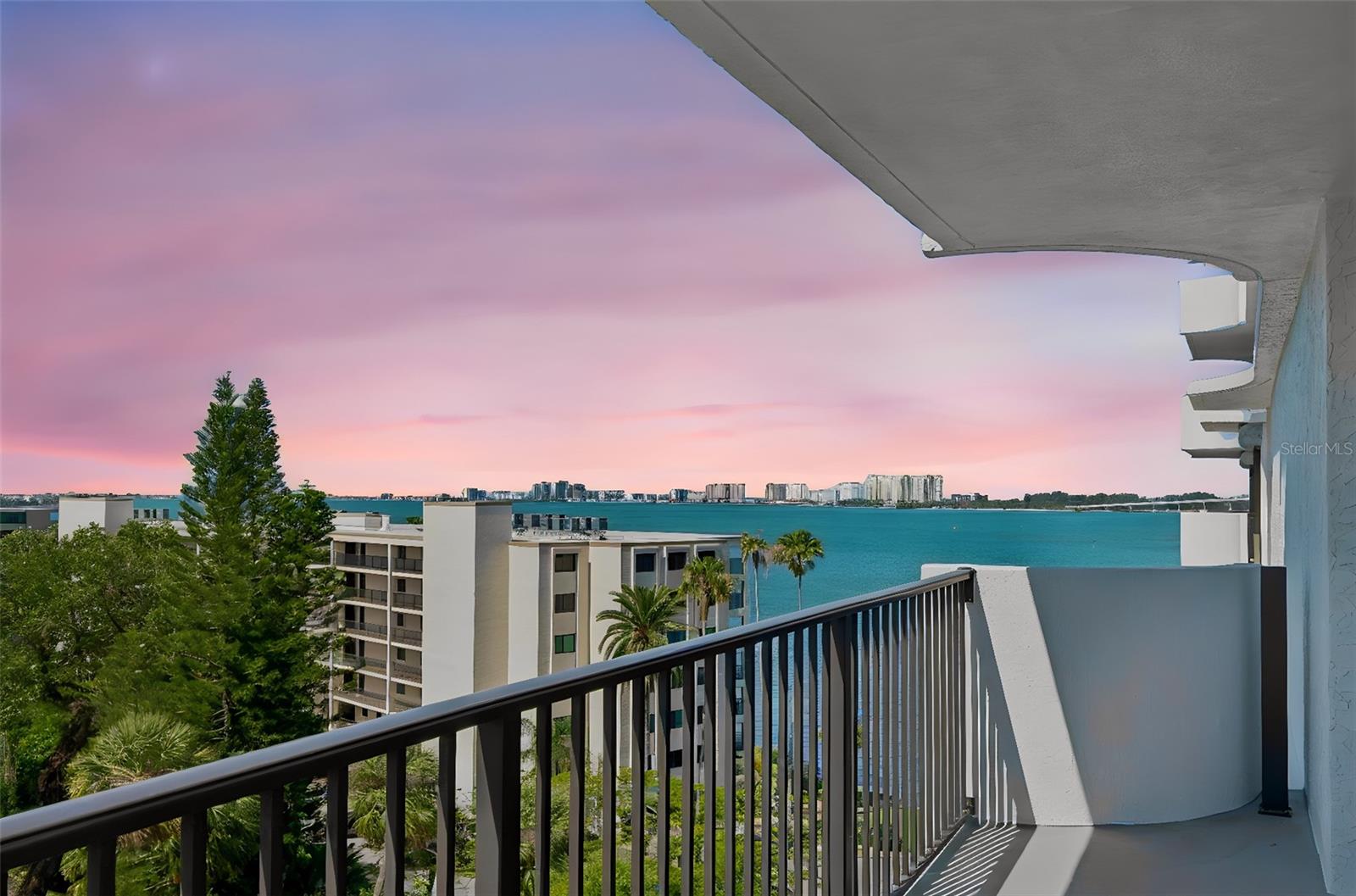 Condominium em CLEARWATER, FL - Daniel Dourado