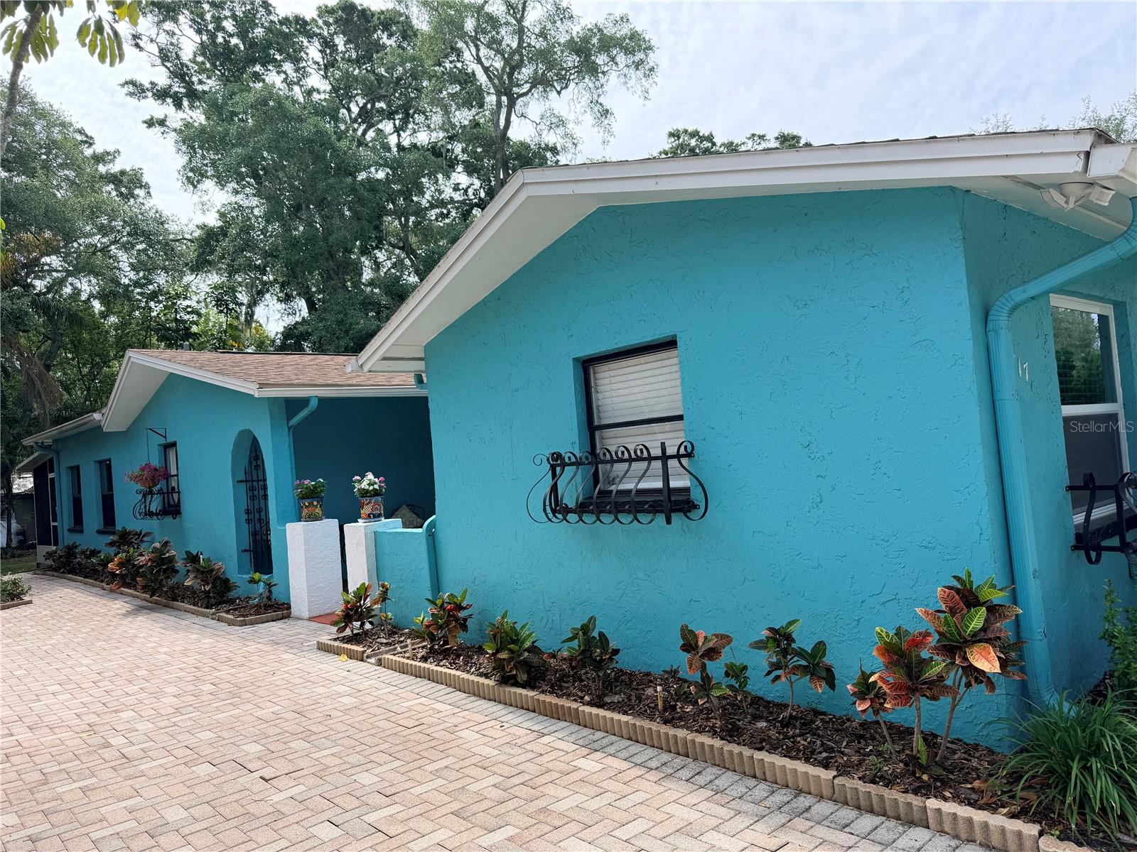 Single Family Residence in TARPON SPRINGS, FL - Daniel Dourado