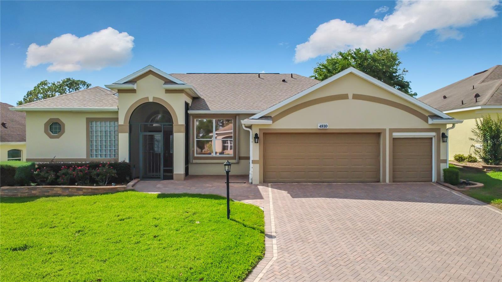 Single Family Residence em LEESBURG, FL - Daniel Dourado