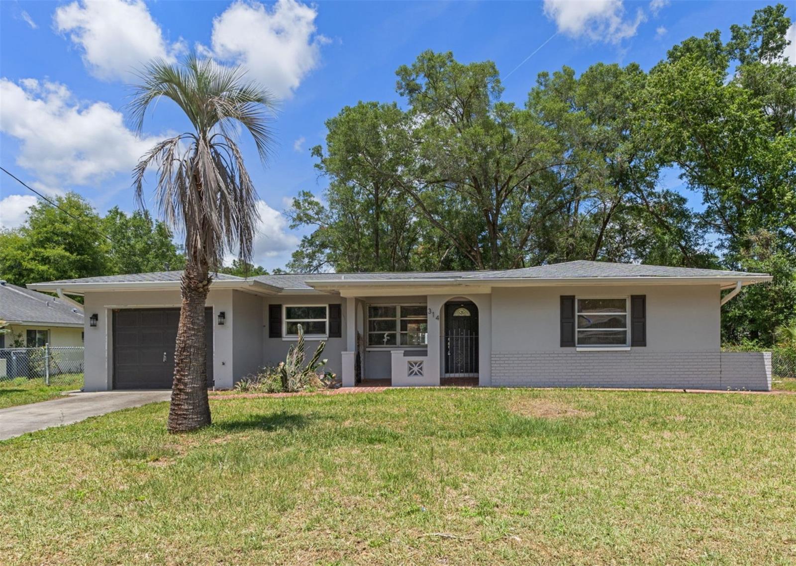 Single Family Residence in INVERNESS, FL - Daniel Dourado