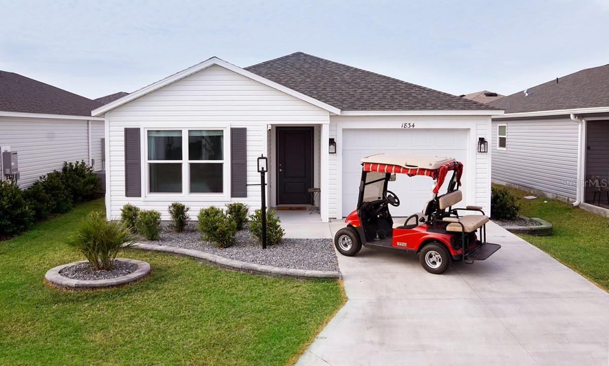 Single Family Residence in THE VILLAGES, FL - Daniel Dourado