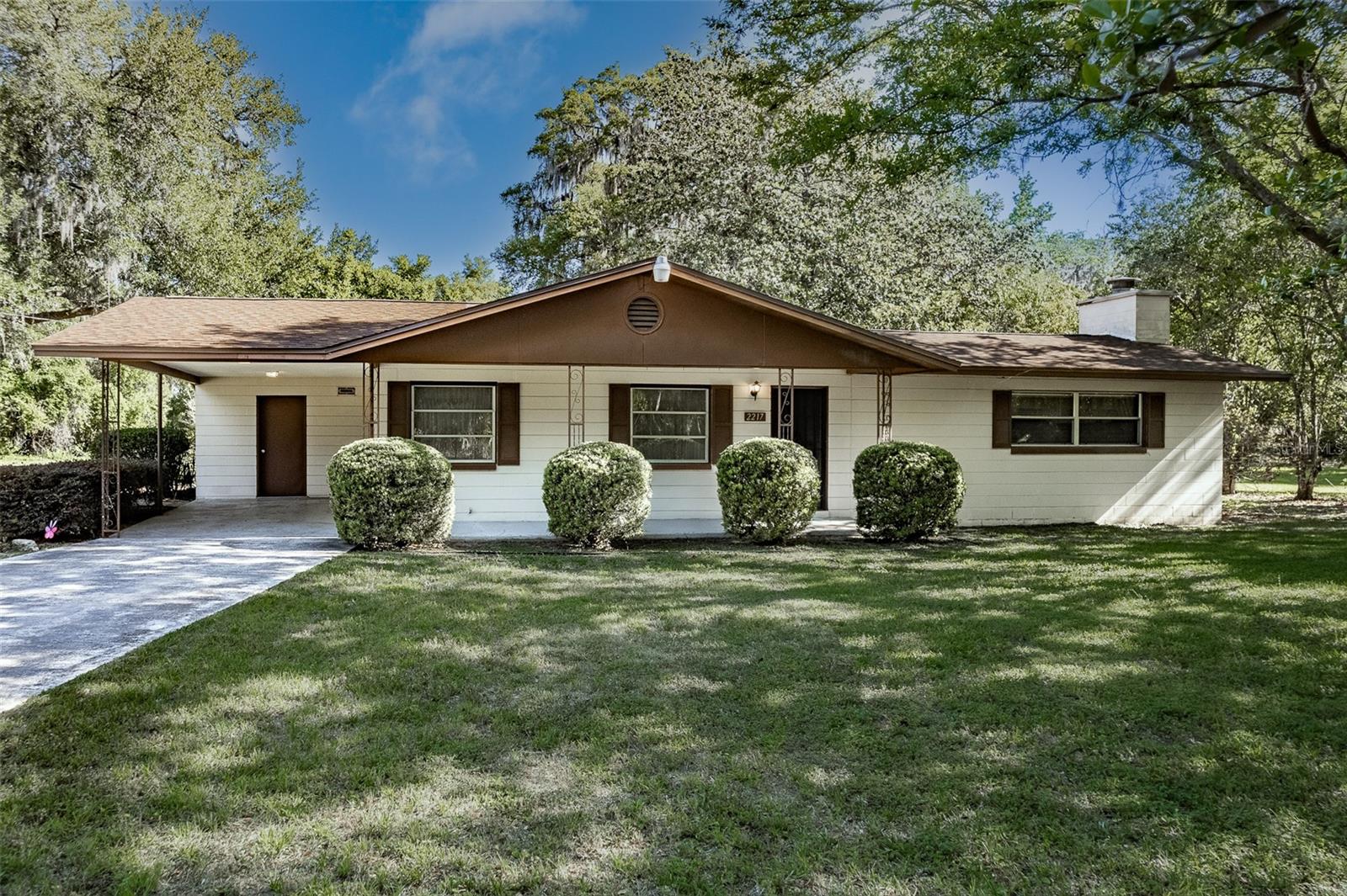 Single Family Residence in OCALA, FL - Daniel Dourado