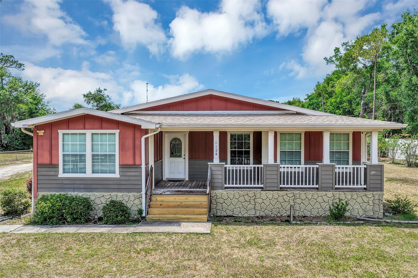 Single Family Residence in APOPKA, FL - Daniel Dourado