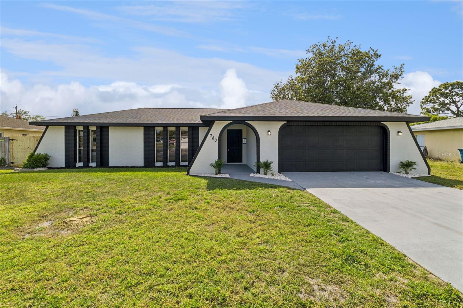 Single Family Residence em PALM BAY, FL - Daniel Dourado