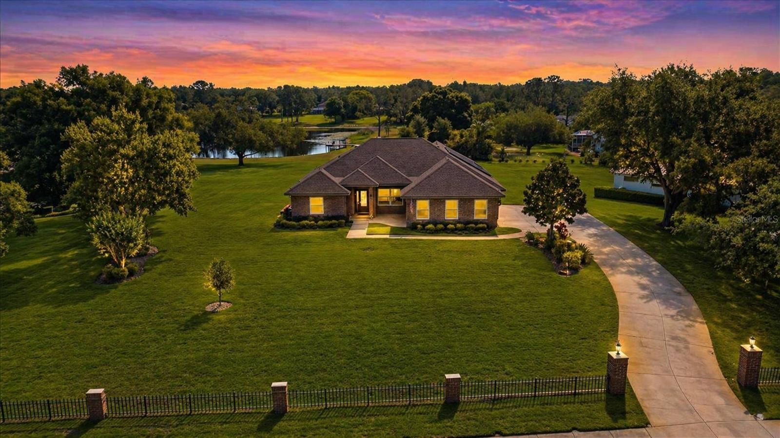 Single Family Residence in ODESSA, FL - Daniel Dourado