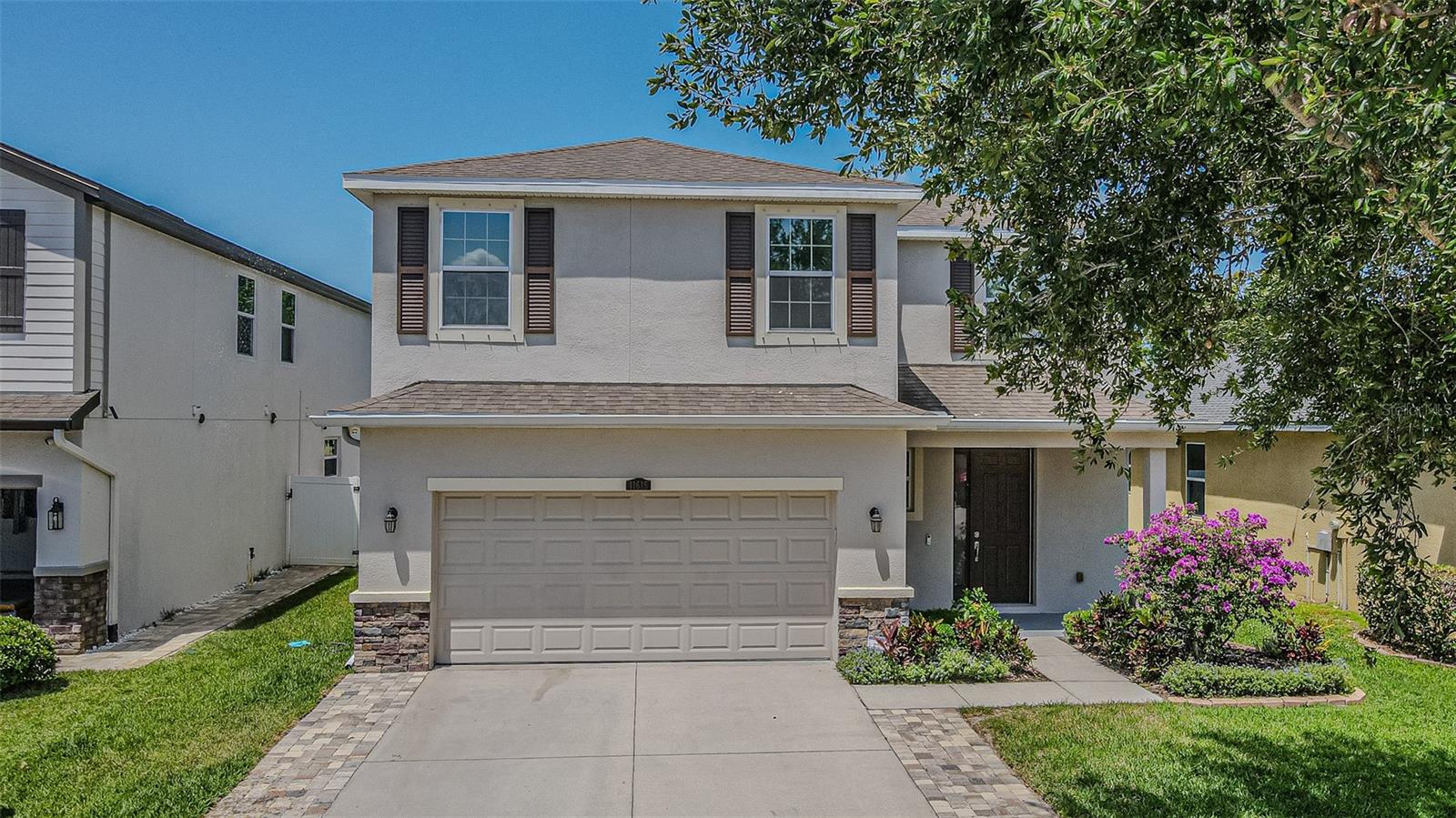 Single Family Residence in RIVERVIEW, FL - Daniel Dourado