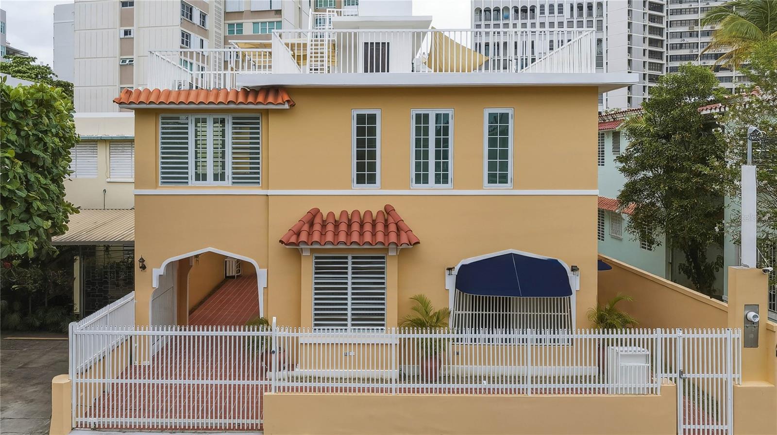 Single Family Residence in SAN JUAN, PR - Daniel Dourado