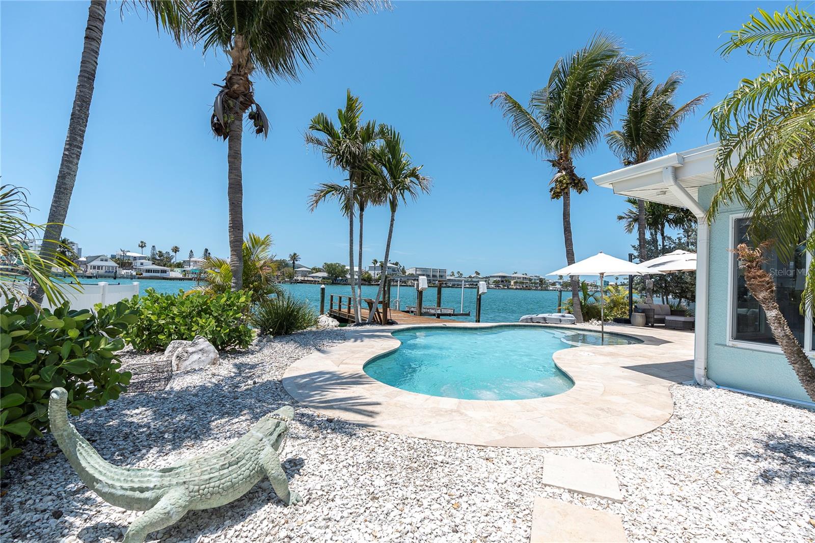 Single Family Residence in ST PETE BEACH, FL - Daniel Dourado