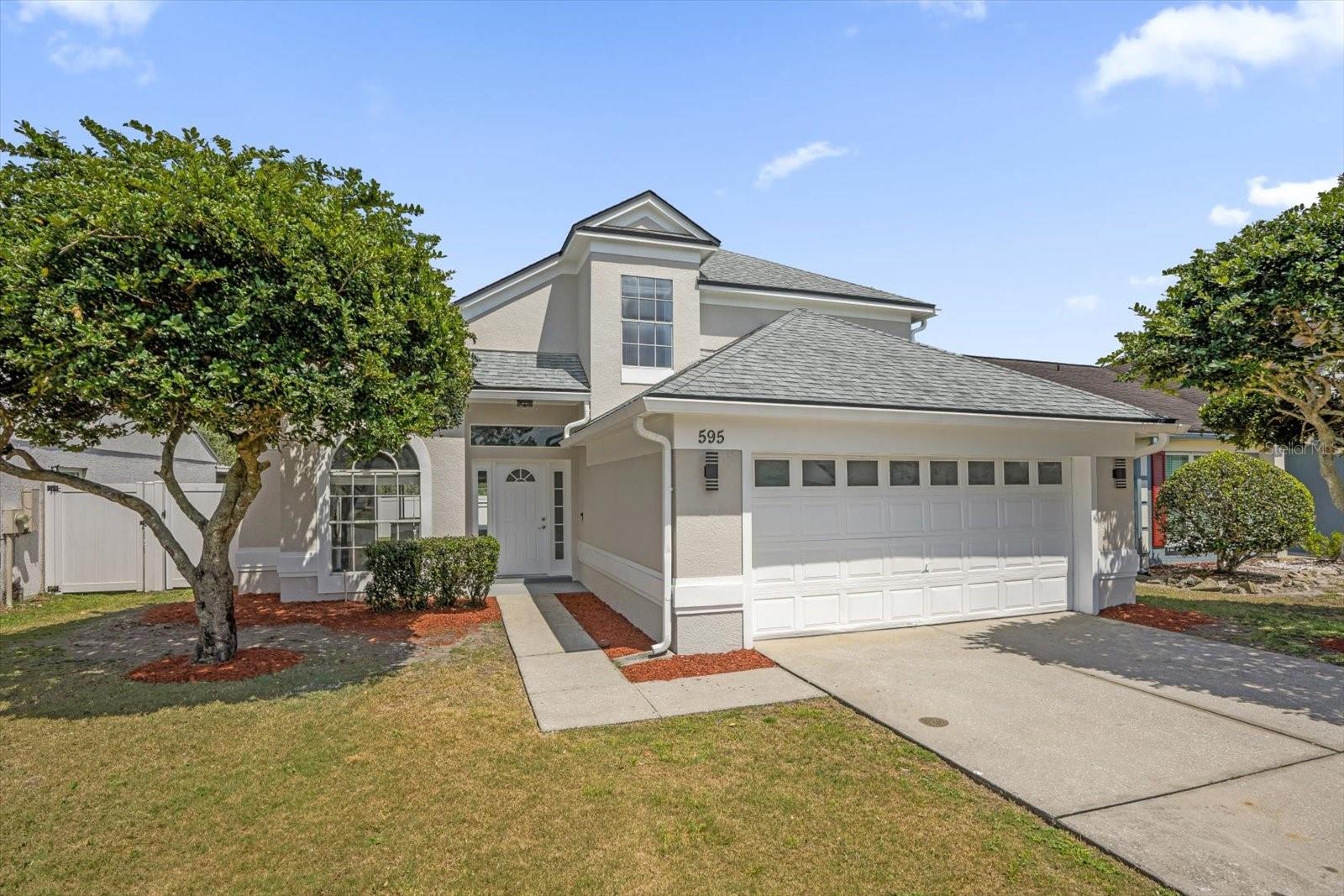 Single Family Residence in LAKE MARY, FL - Daniel Dourado