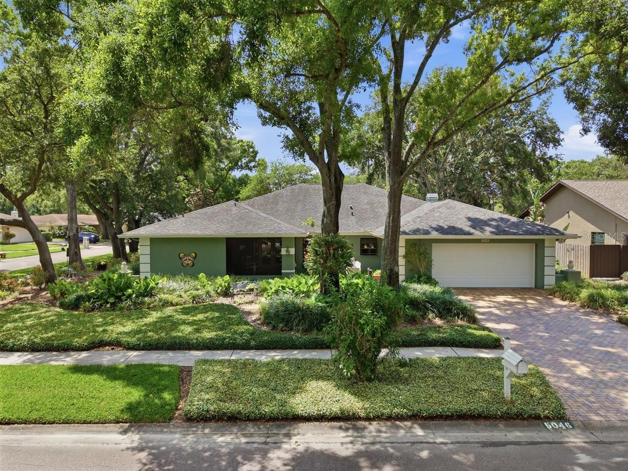 Single Family Residence in TAMPA, FL - Daniel Dourado