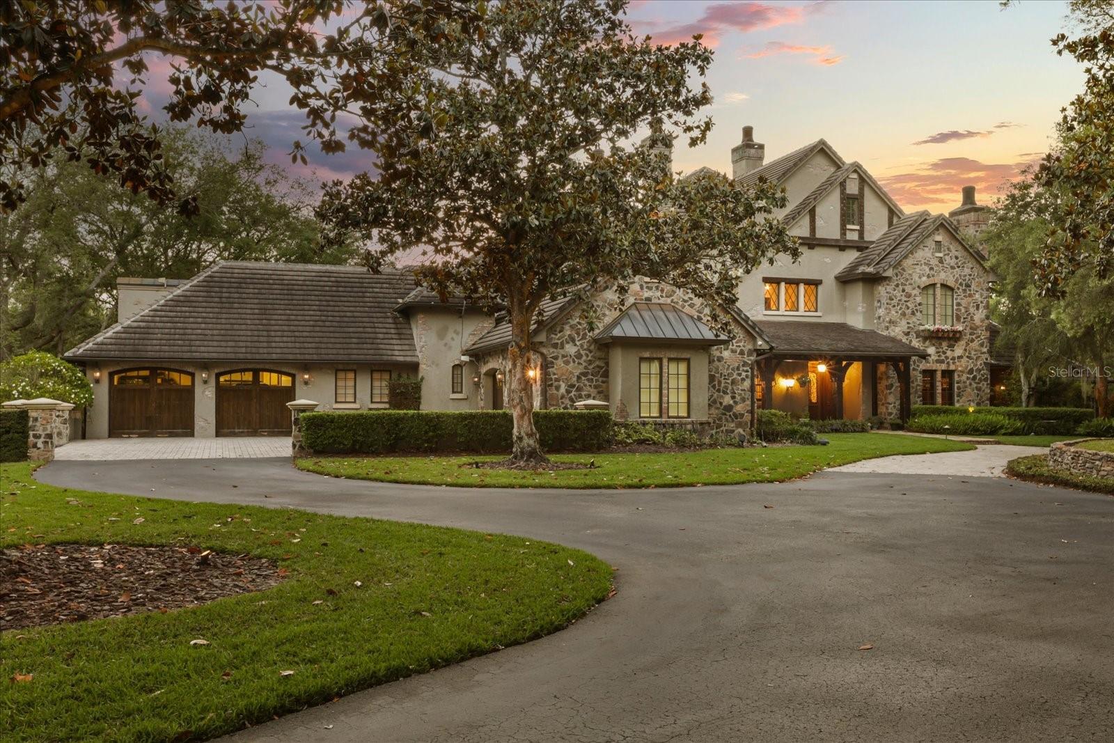 Single Family Residence in LONGWOOD, FL - Daniel Dourado