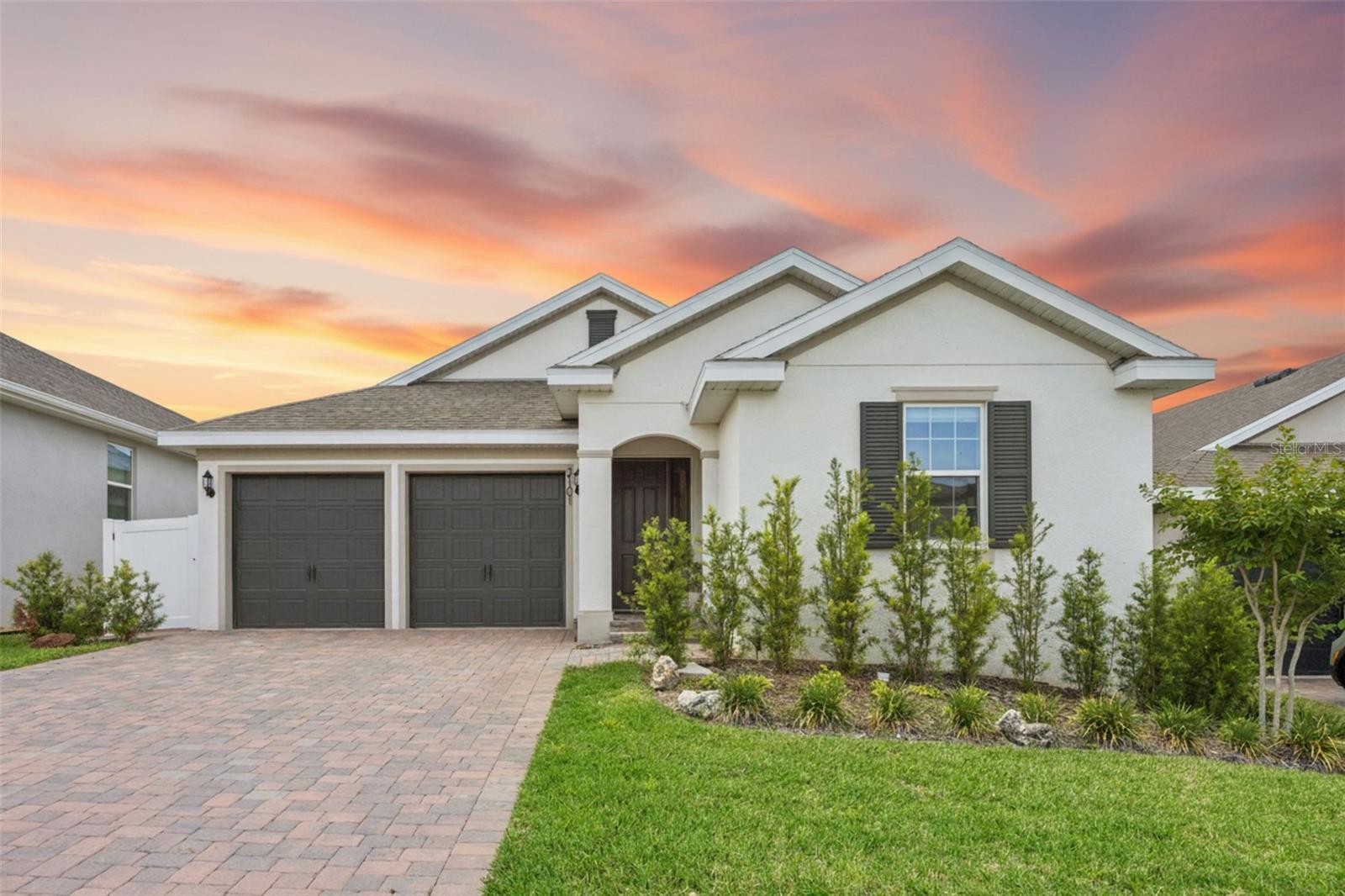 Single Family Residence in MINNEOLA, FL - Daniel Dourado