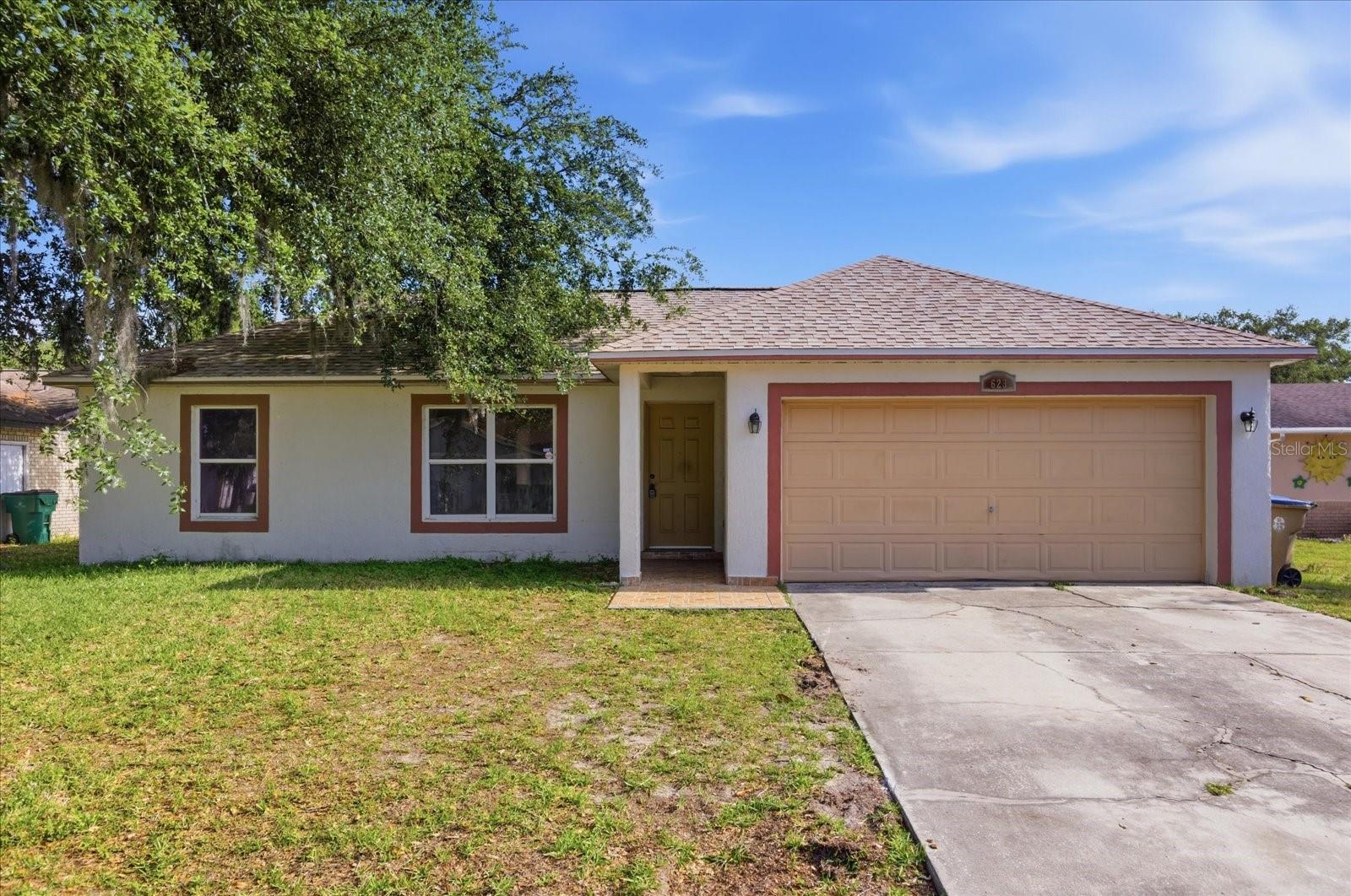 Single Family Residence in KISSIMMEE, FL - Daniel Dourado