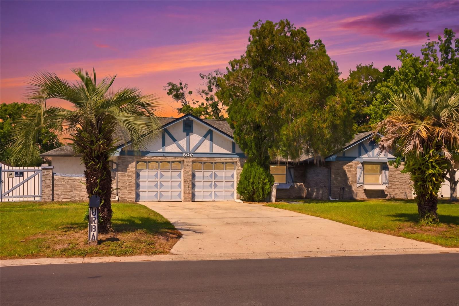 Single Family Residence in ST CLOUD, FL - Daniel Dourado