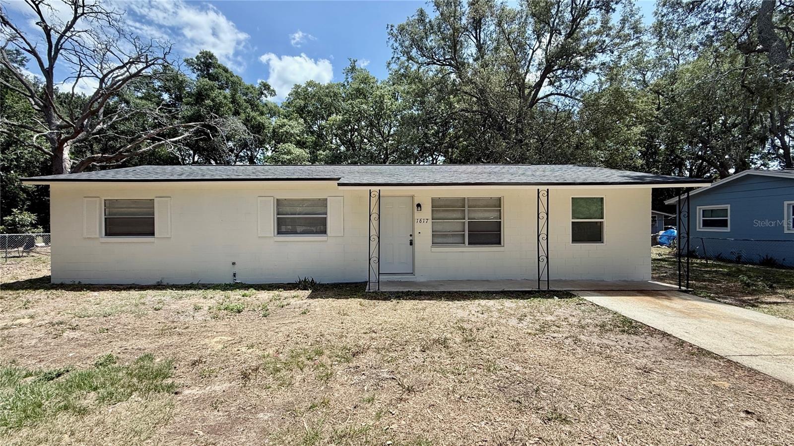 Single Family Residence in APOPKA, FL - Daniel Dourado
