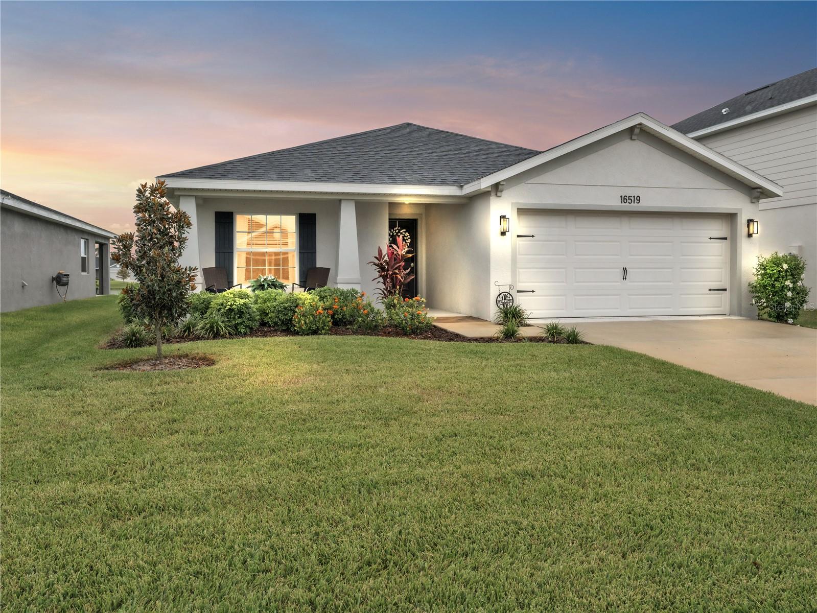 Single Family Residence in PARRISH, FL - Daniel Dourado