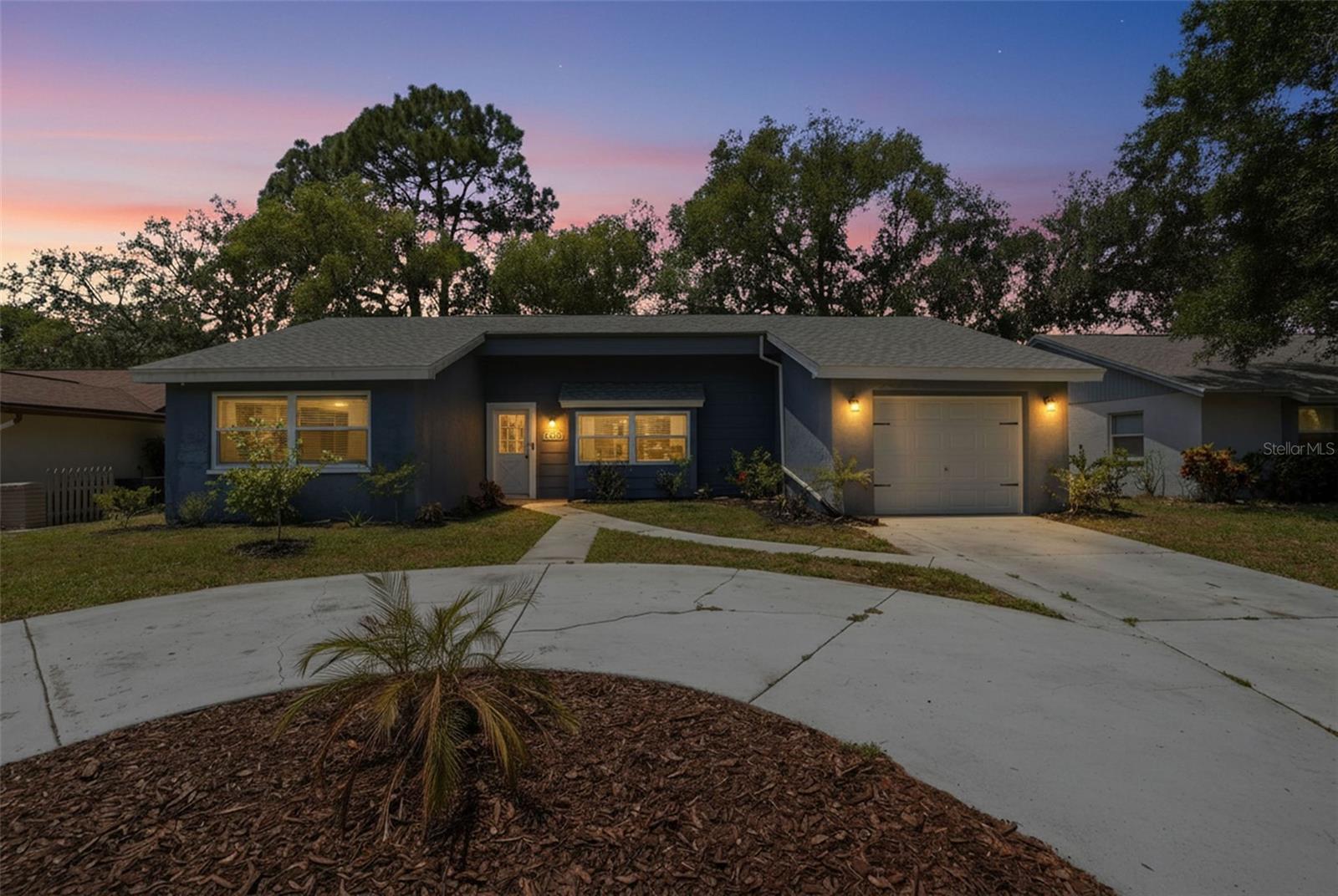 Single Family Residence in HUDSON, FL - Daniel Dourado