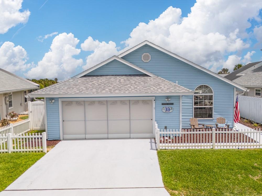 Single Family Residence in PALM COAST, FL - Daniel Dourado
