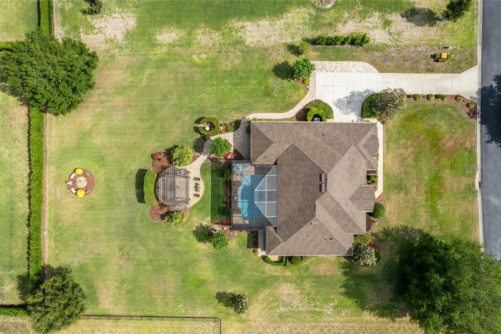 Single Family Residence in OCALA, FL - Daniel Dourado
