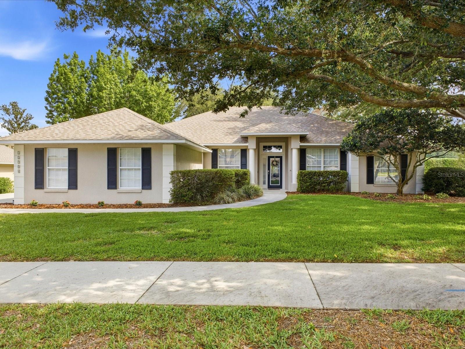 Single Family Residence in CLERMONT, FL - Daniel Dourado