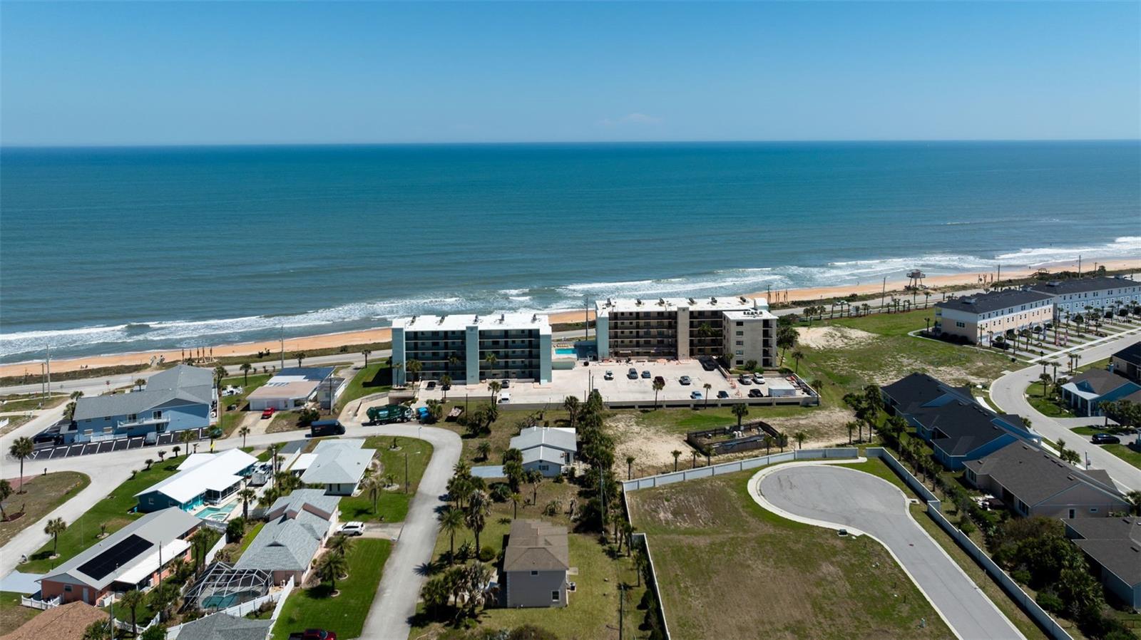 Condominium em ORMOND BEACH, FL - Daniel Dourado