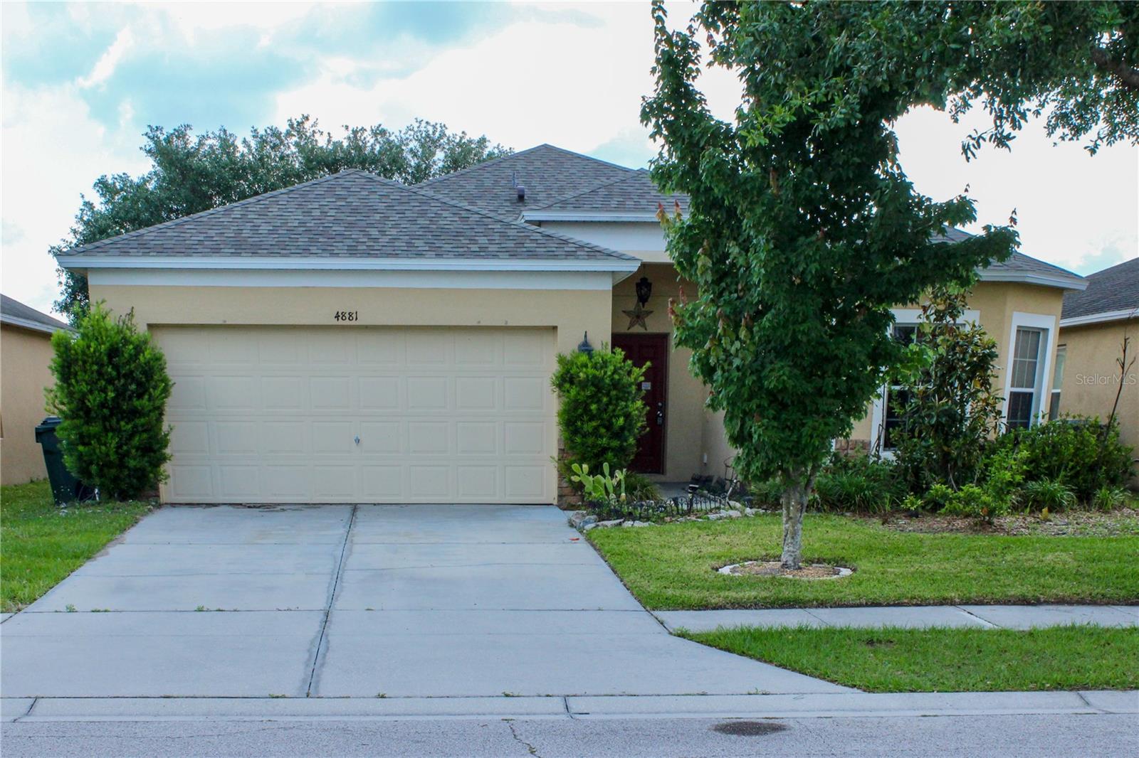 Single Family Residence in ST CLOUD, FL - Daniel Dourado