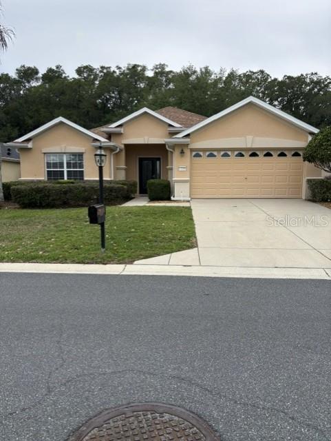 Single Family Residence em SUMMERFIELD, FL - Daniel Dourado