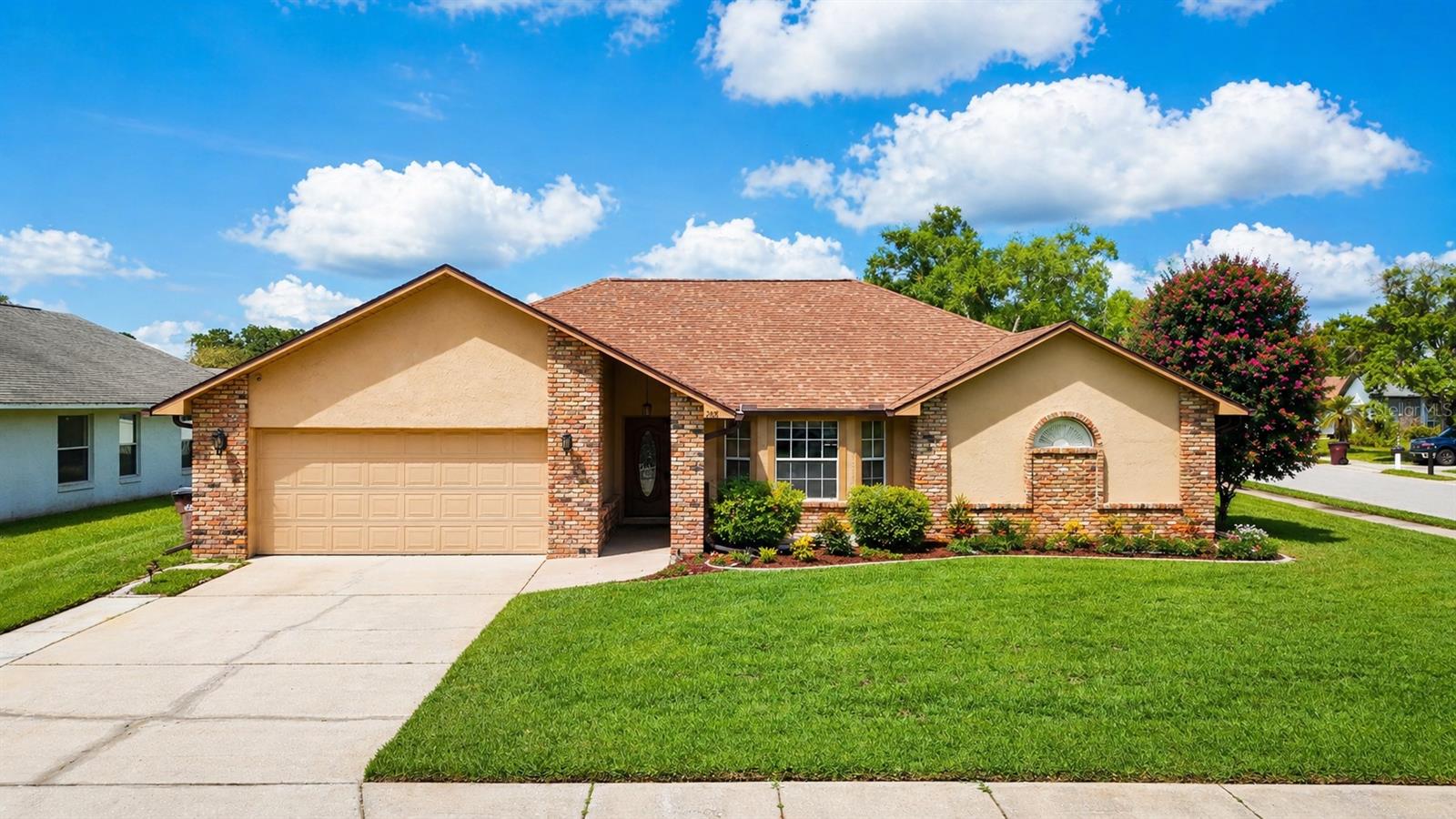 Single Family Residence in ST CLOUD, FL - Daniel Dourado