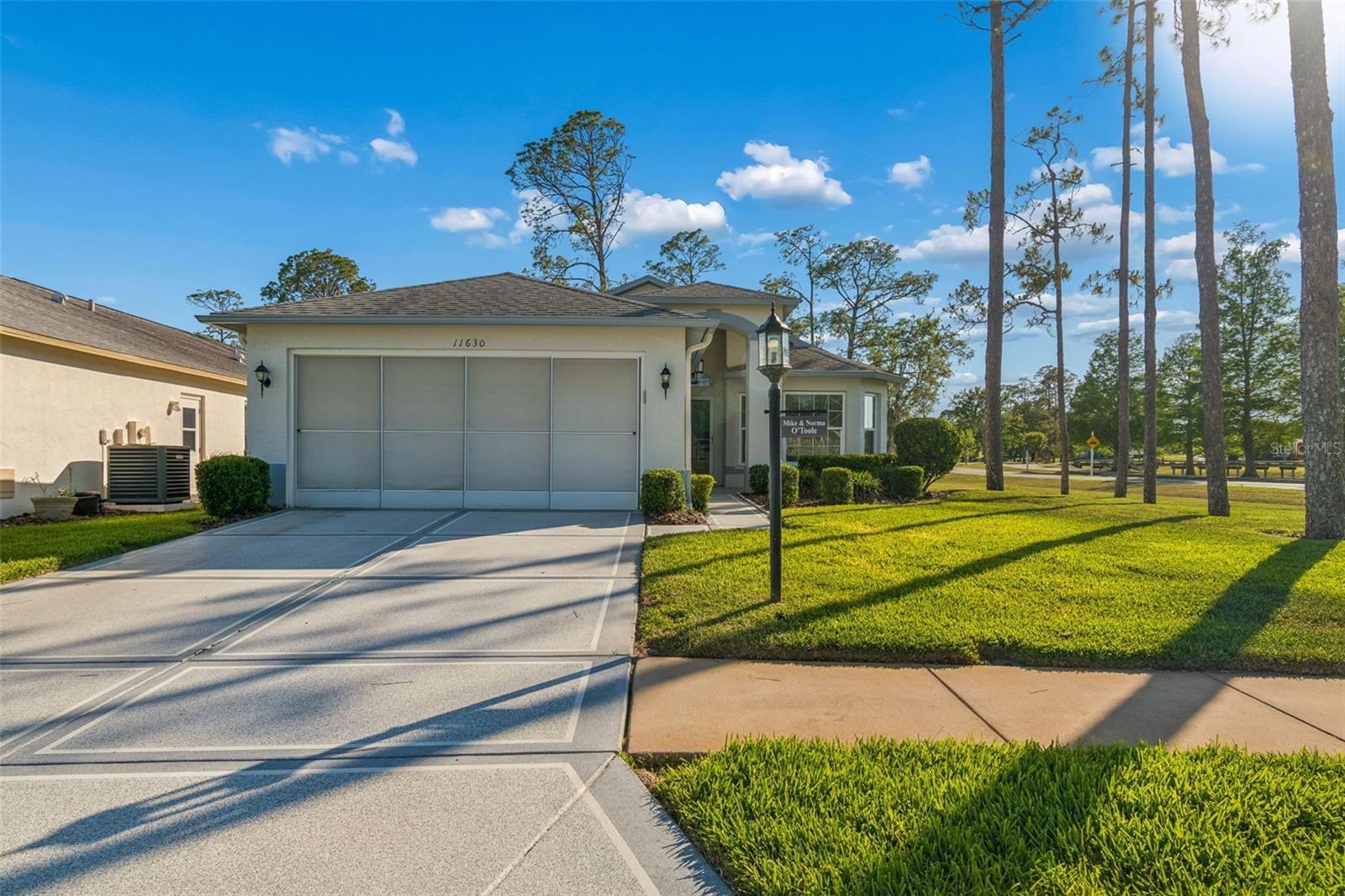 Single Family Residence em HUDSON, FL - Daniel Dourado