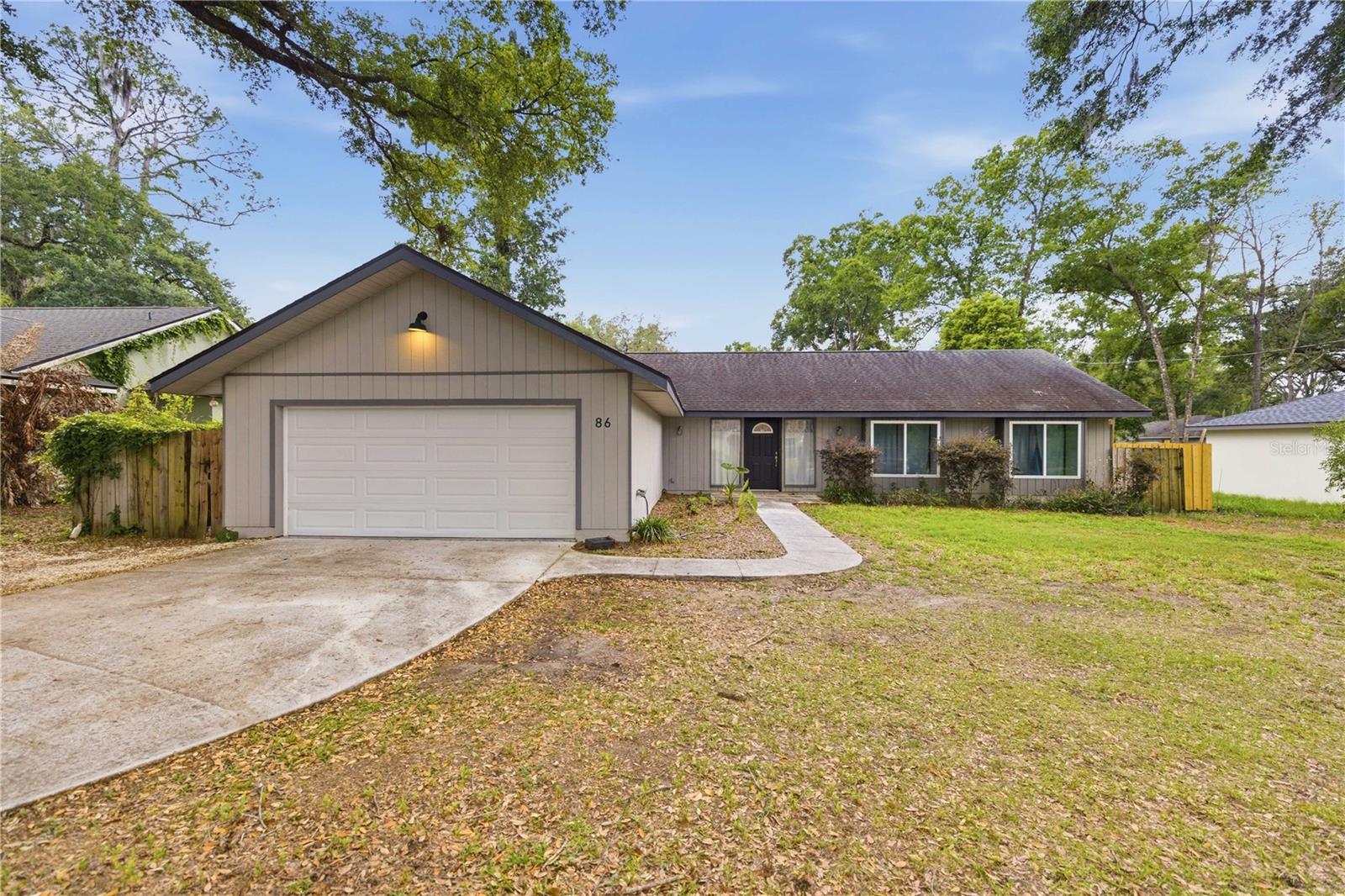 Single Family Residence in OCALA, FL - Daniel Dourado