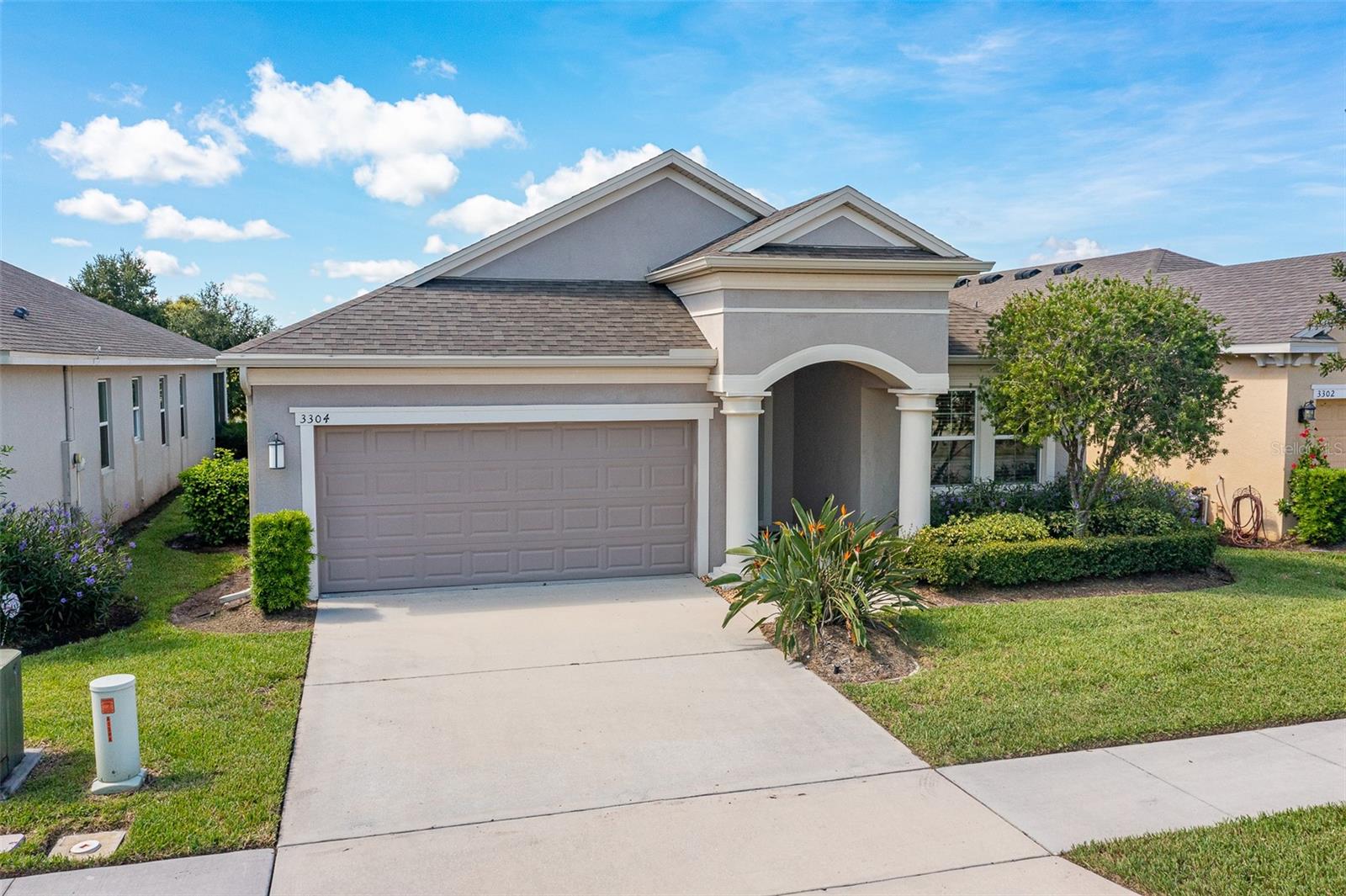 Single Family Residence in HARMONY, FL - Daniel Dourado