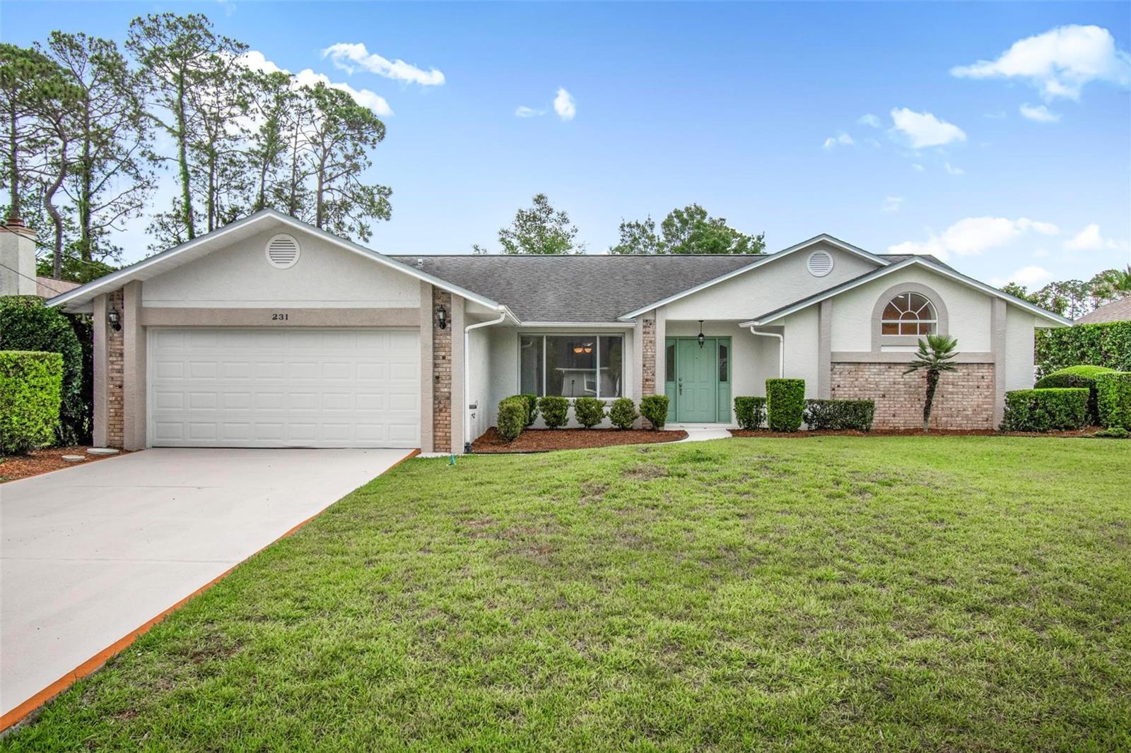 Single Family Residence in PALM COAST, FL - Daniel Dourado